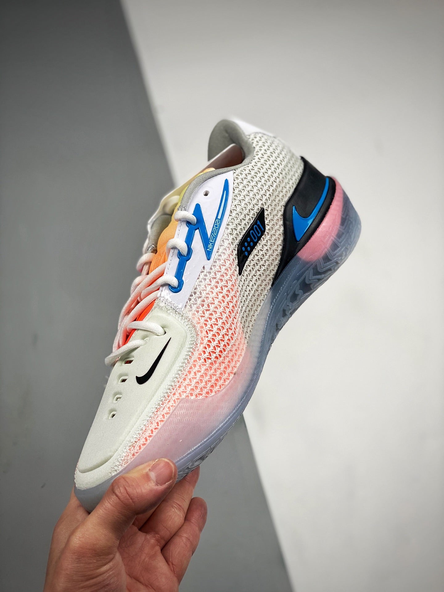 GT CUT White Black Laser Blue