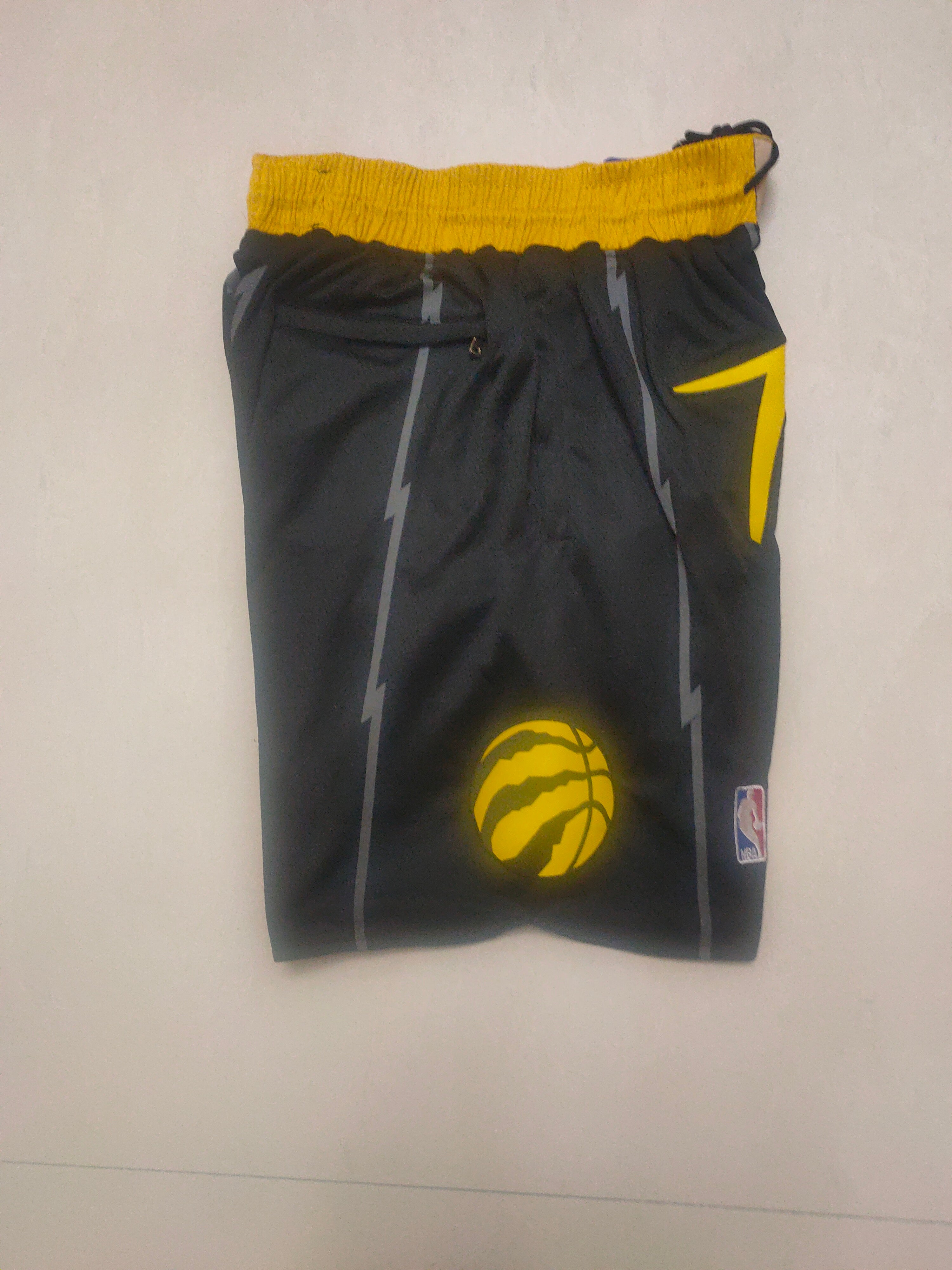 Toronto Raptors Black City Edition Pocket