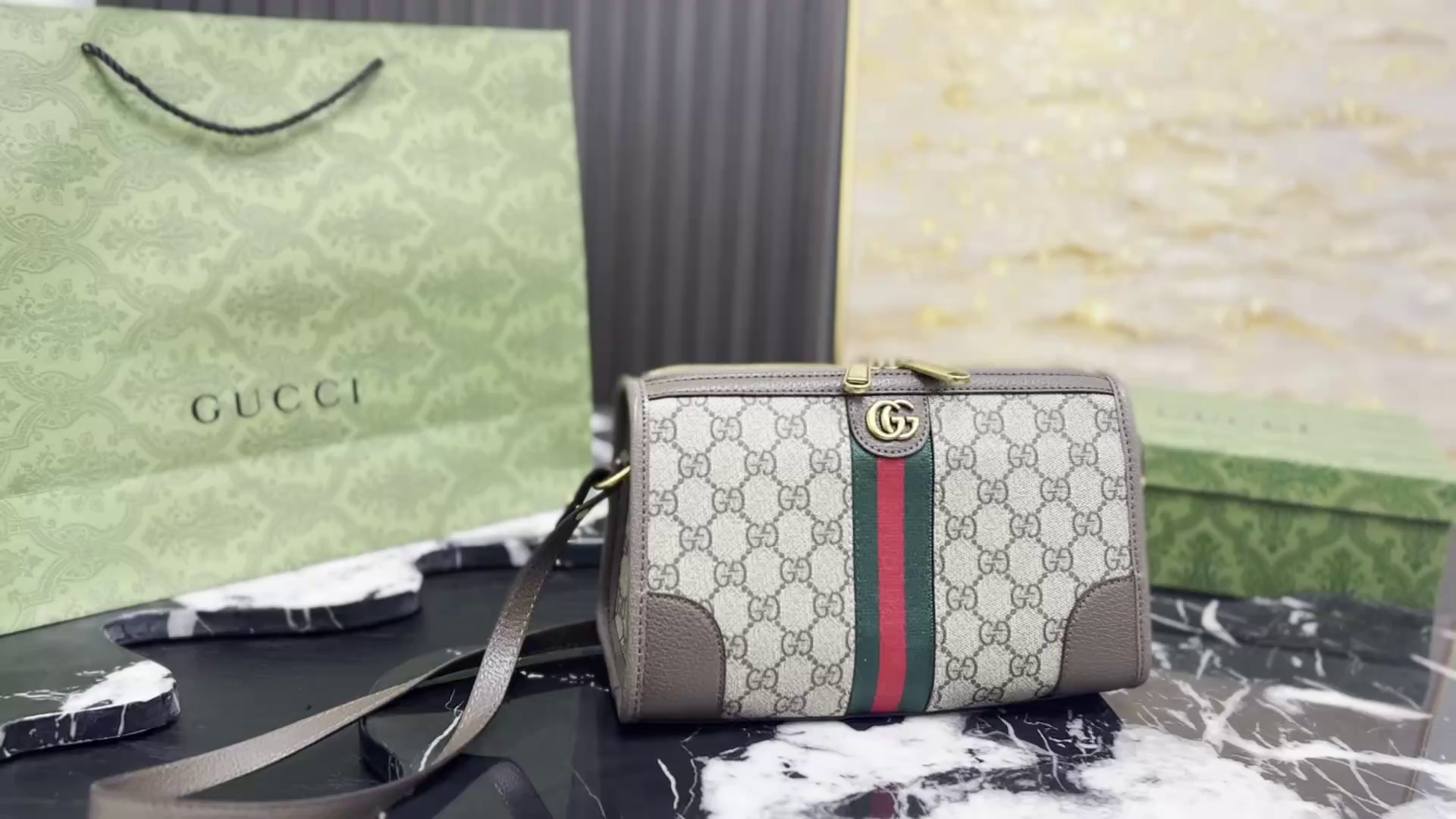 Gucci Ophidia GG Supreme Small Shoulder Bag