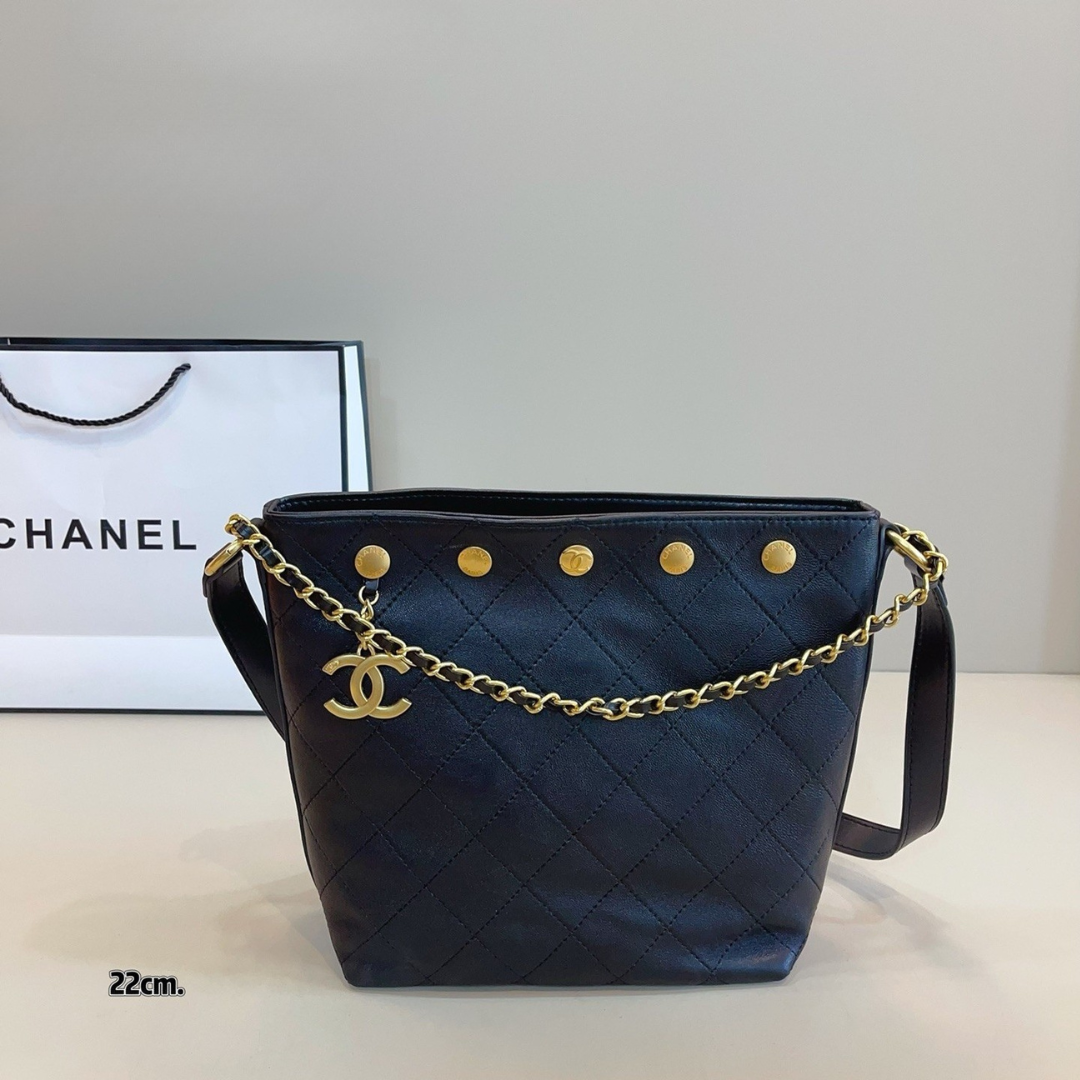 Chanel Bucket Bag Black 10A