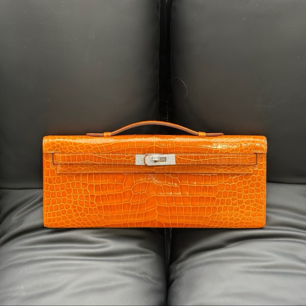 Hermès Kelly cut shiny crocodile leather