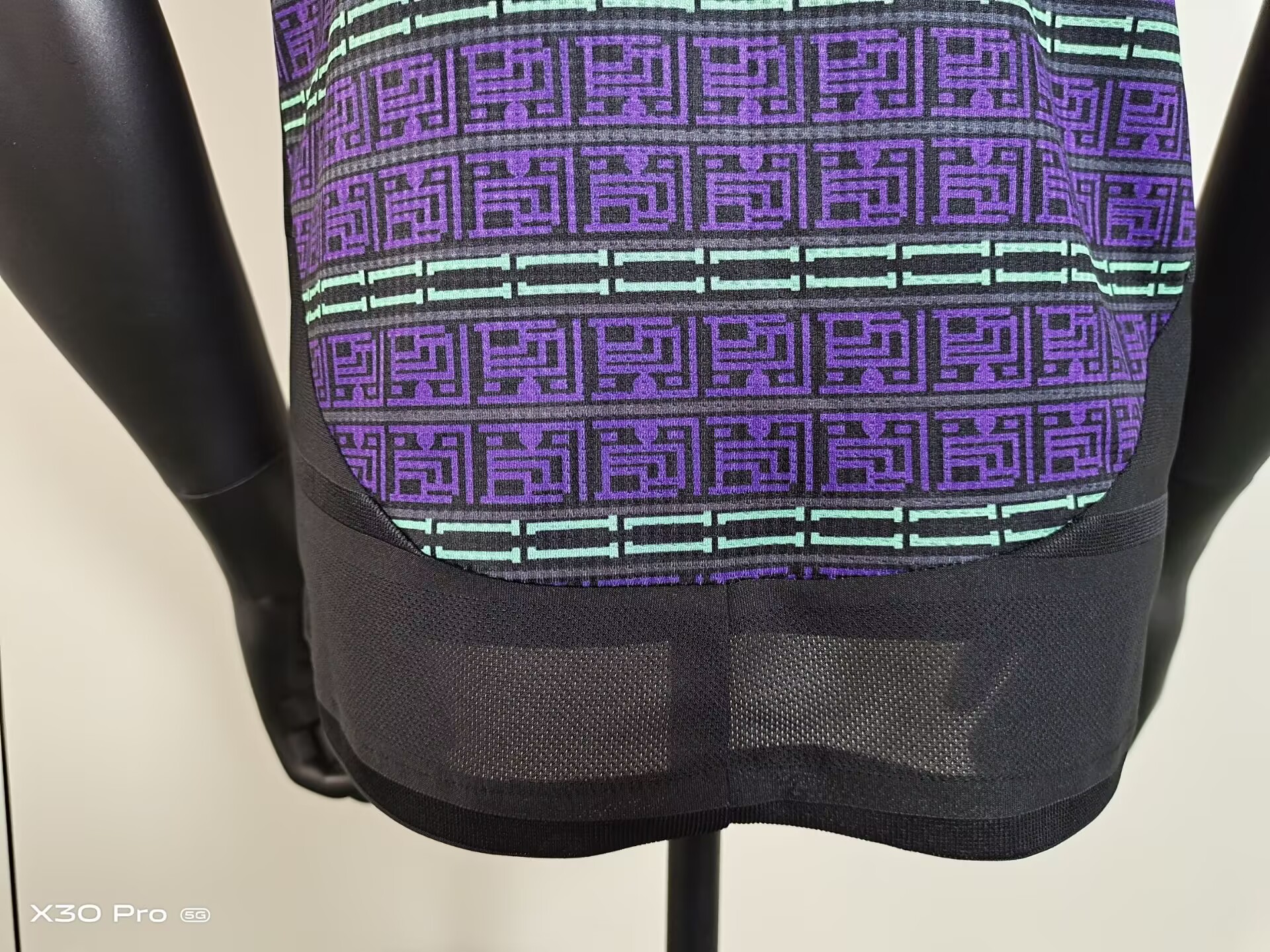 25-26 Arsenal training jersey - player version