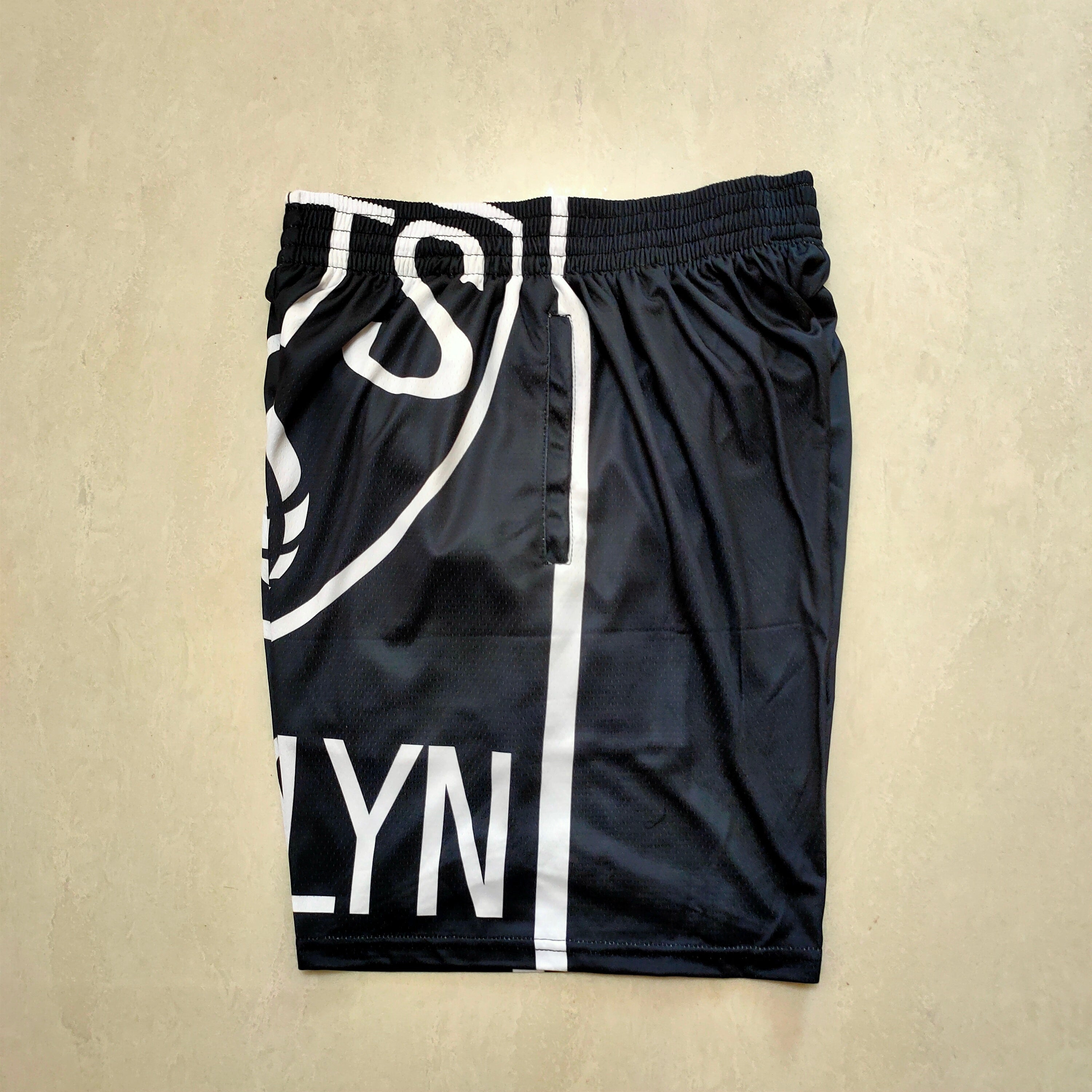 Brooklyn Nets Mitchell&ness classic black shorts