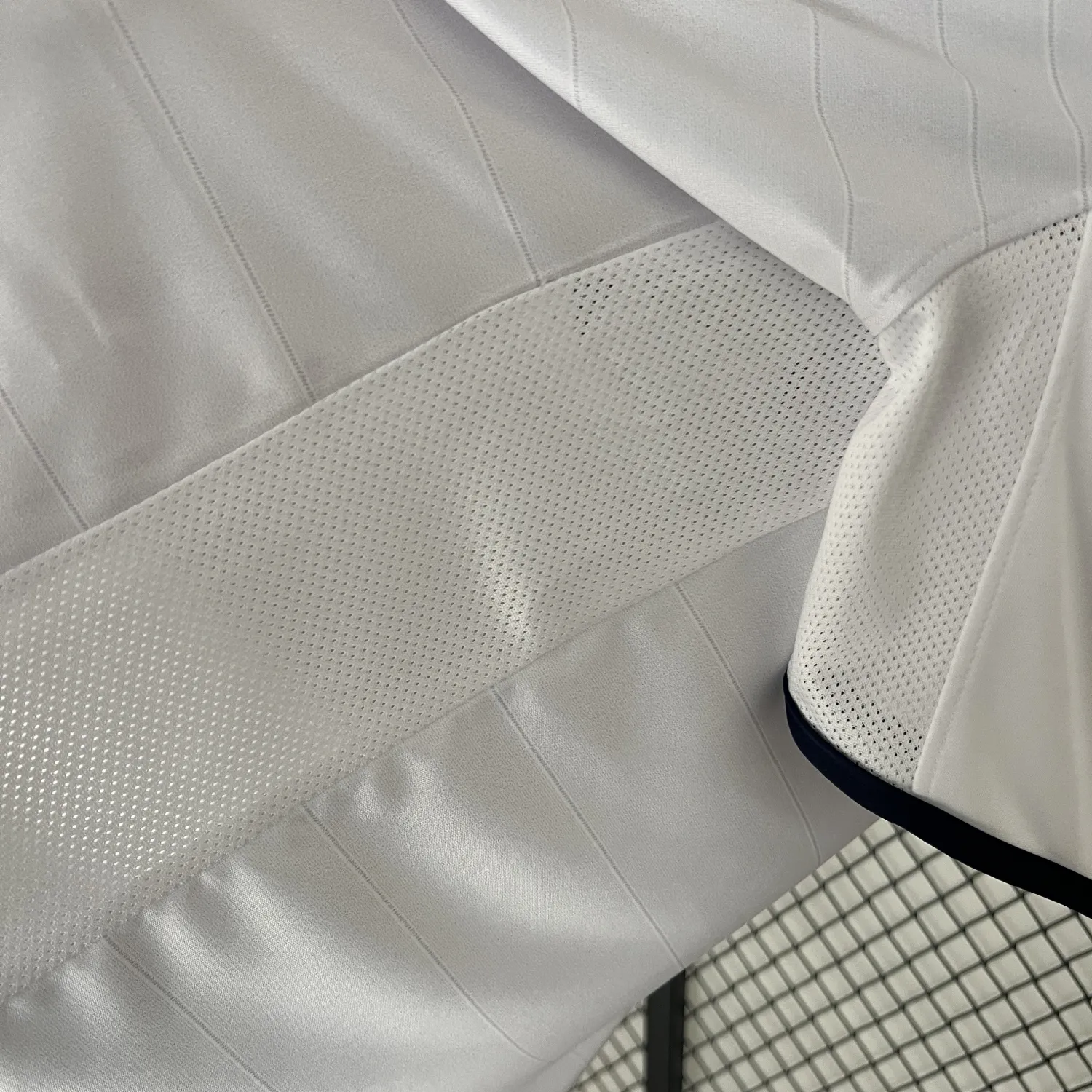 2004 England home retro jersey - Fans