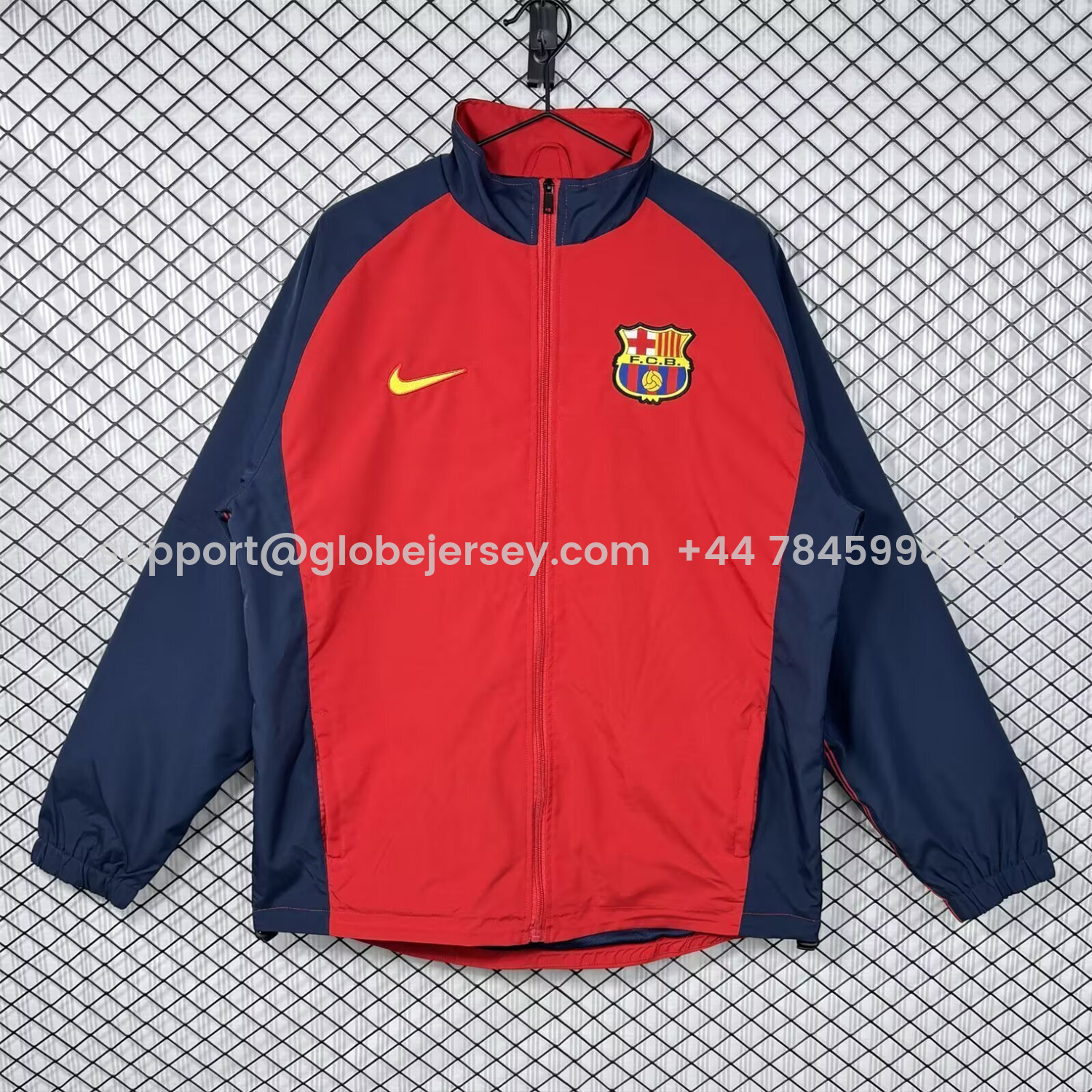 Retro Barcelona 1998-00 Home Windbreaker Jacket - Red