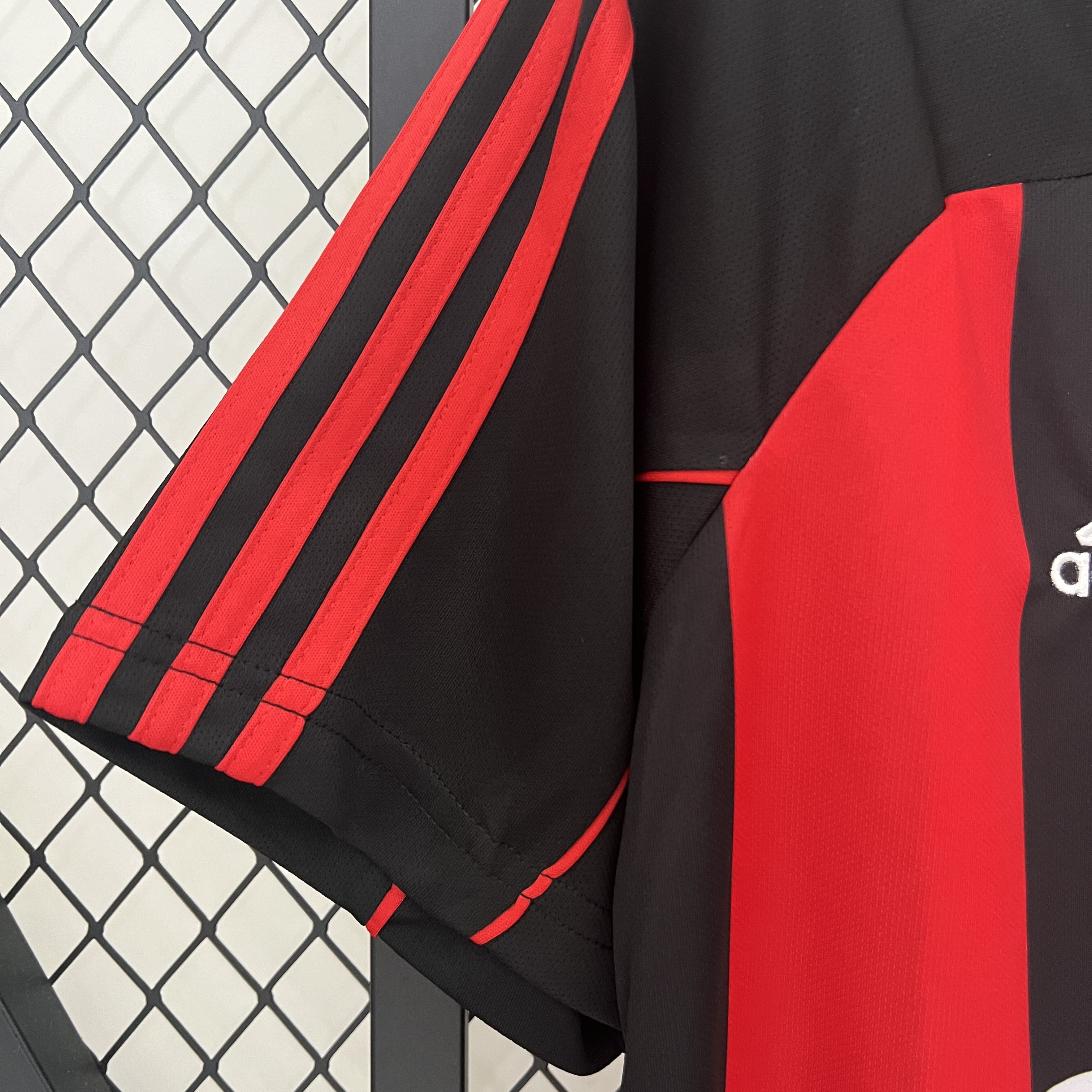 2000/02 AC Milan Home Retro Jersey - Fans Edition
