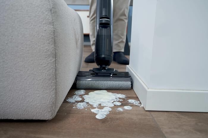 HOOVER - Scopa elettrica HW300 011-Nero, Argento