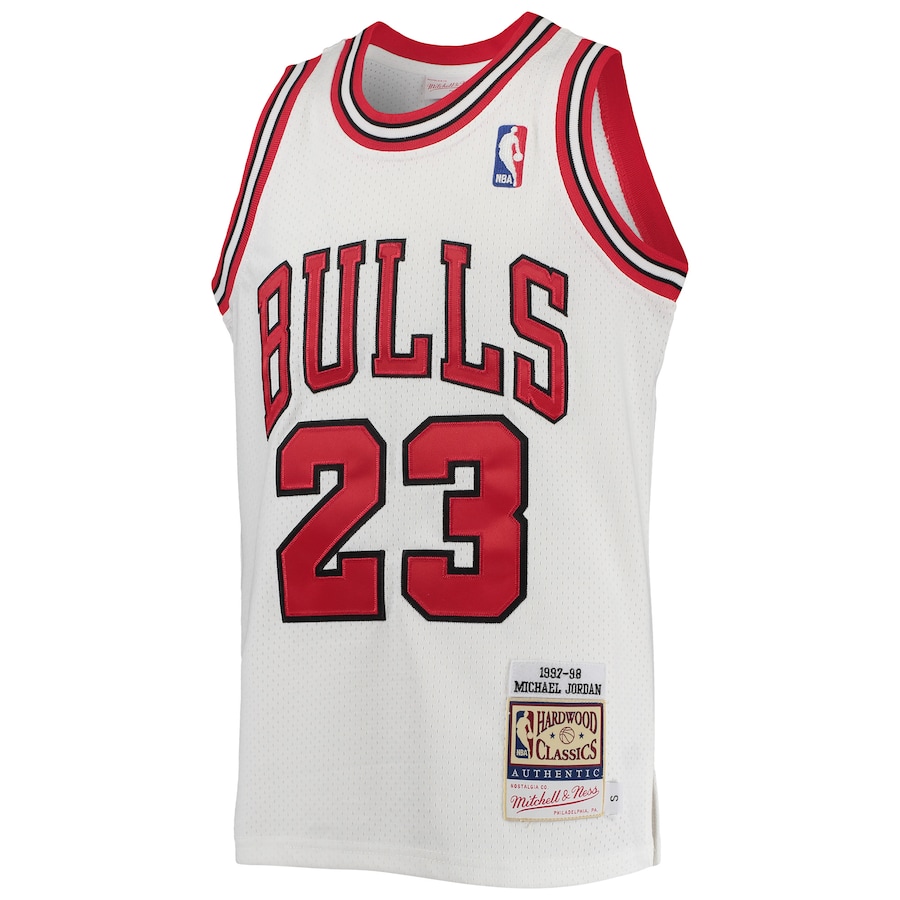 Youth Chicago Bulls Michael Jordan Mitchell & Ness White 1997/98 Hardwood Classics Authentic Jersey