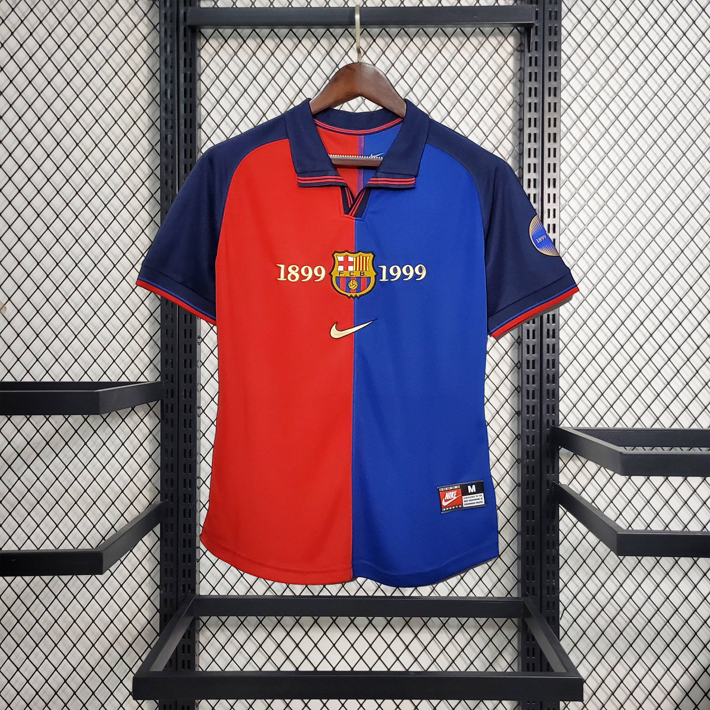 Retro Barcelona 99-00 Home Stadium Jersey