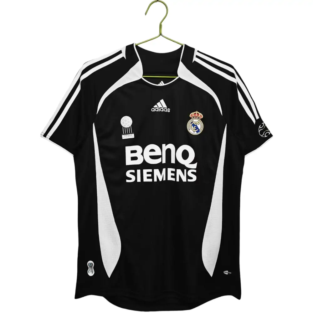 2006/07 Real Madrid Away Retro Kit - Fans Edition