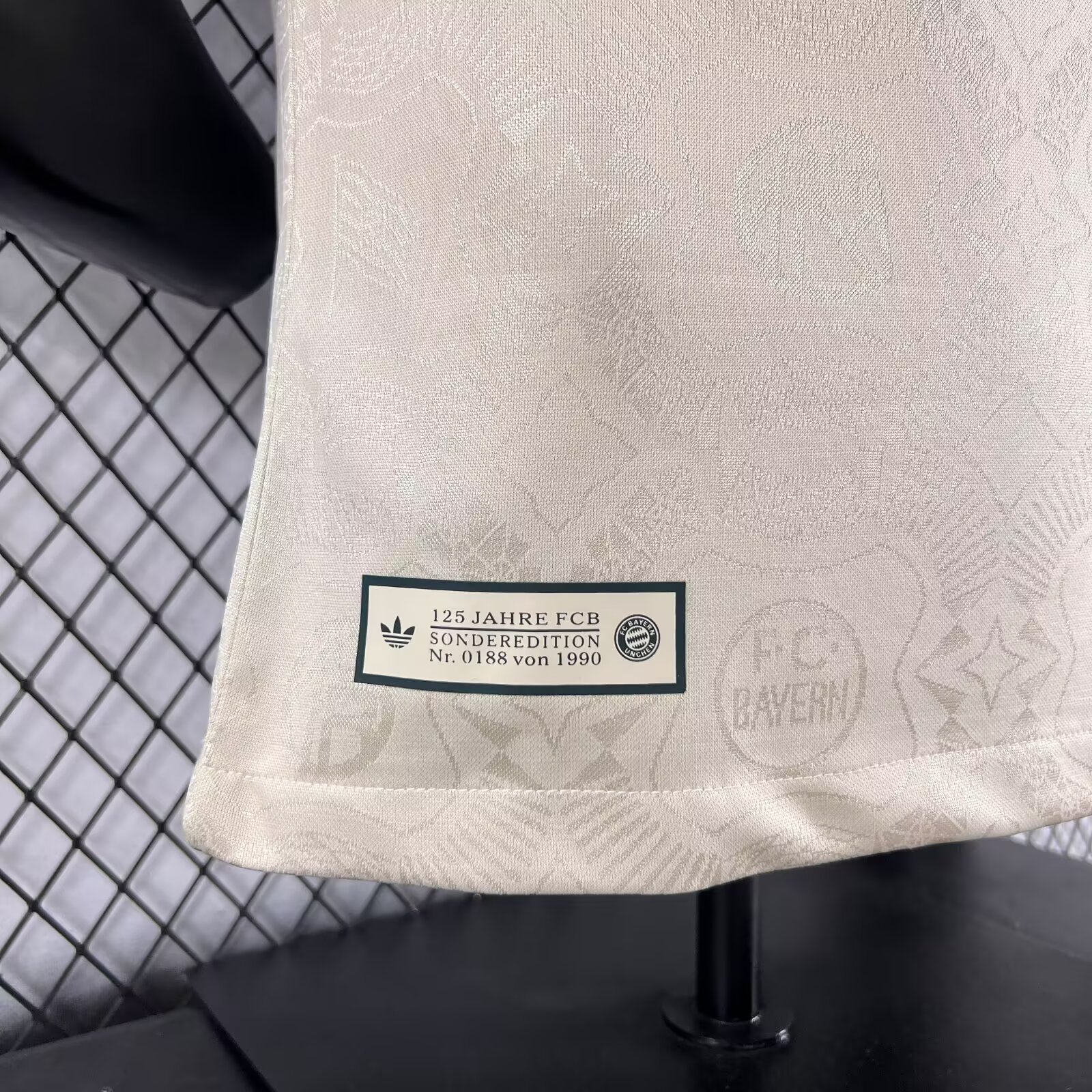 2025-26 Bayern Oktoberfest Jersey - Player Edition