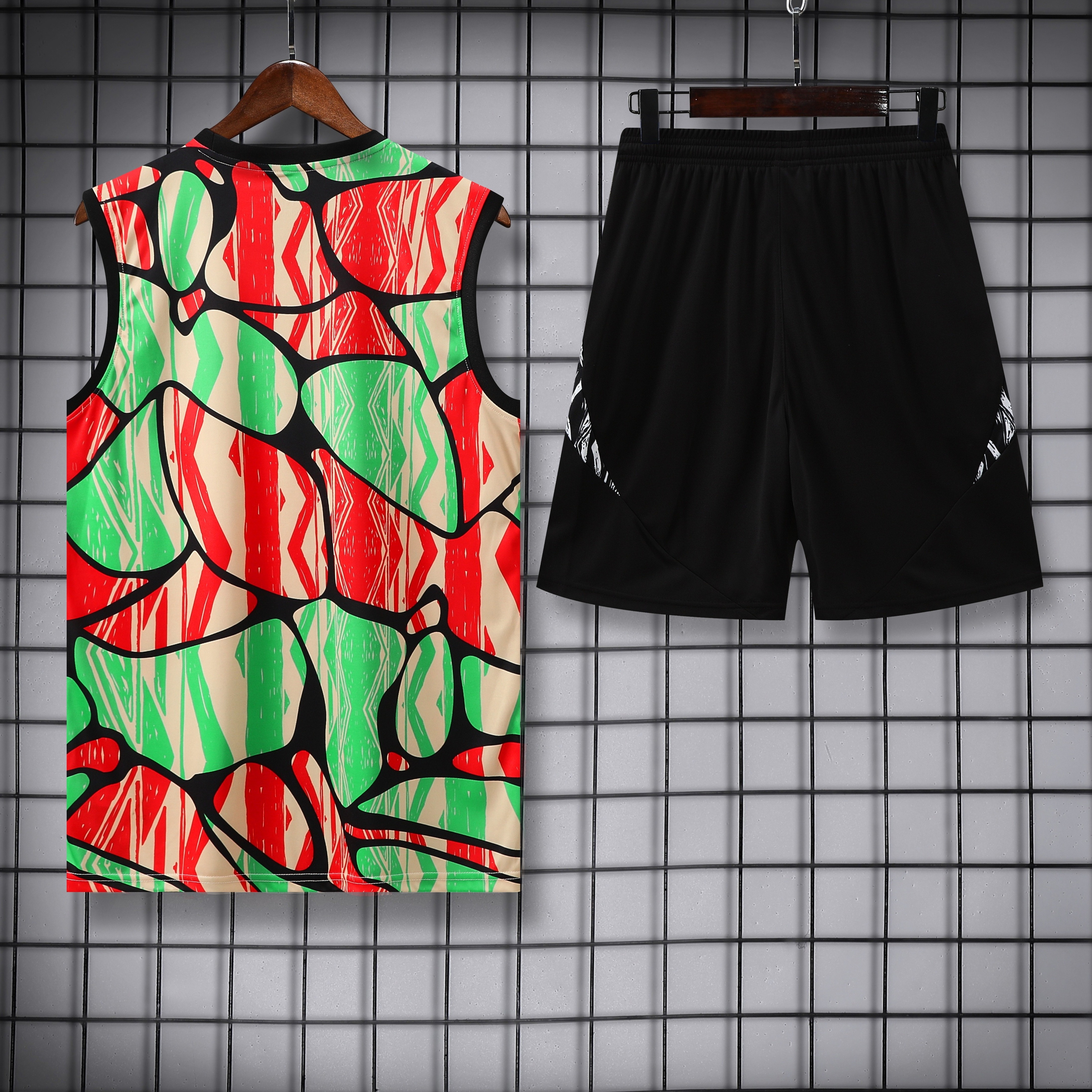 2025-26 Arsenal Training Vest - Adult Set