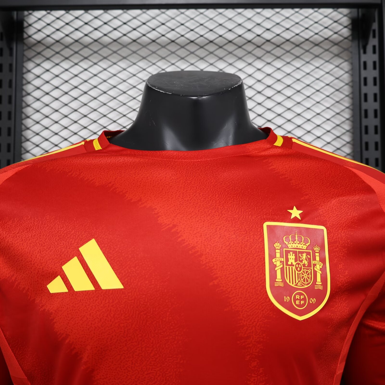 2024/25 Spain Home Long Sleeve Players 1:1 Thailand Quality