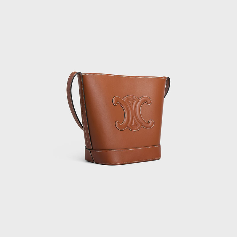 SMALL BUCKET CUIR TRIOMPHE IN SMOOTH CALFSKIN
