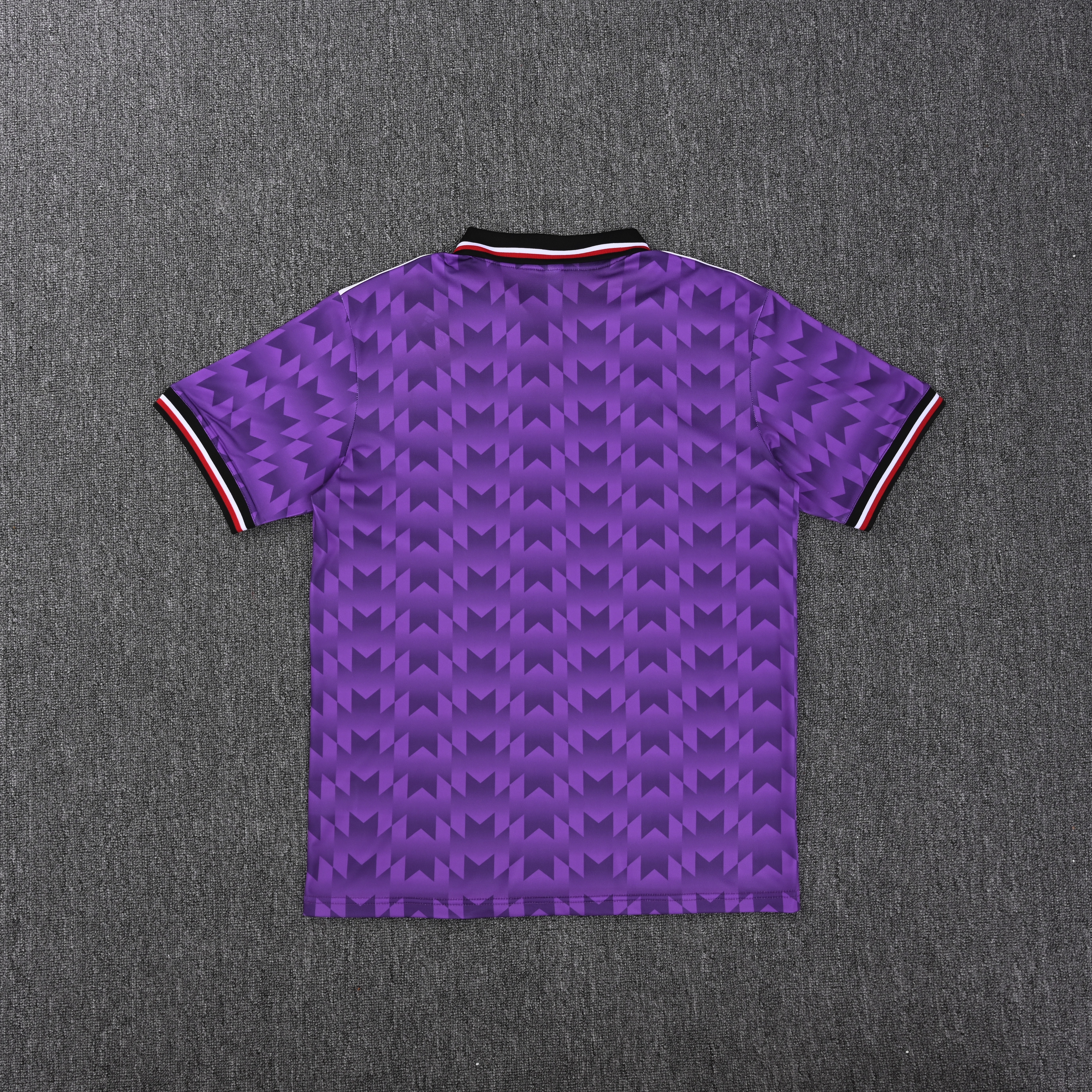 25-26 Manchester United (Polo Shirt) Purple Training Jersey - Fan Edition