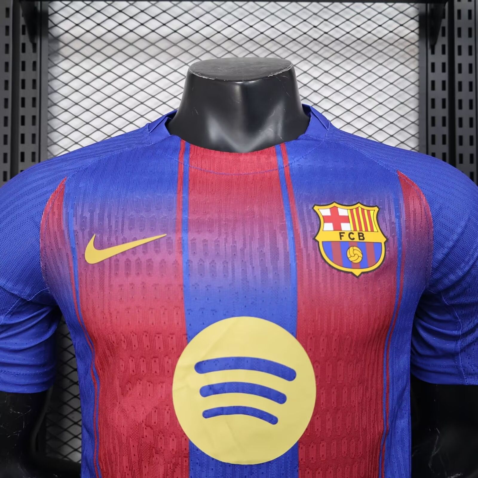 2025/2026 Player Version Barcelona Home Football Shirt 1:1 Thai Quality