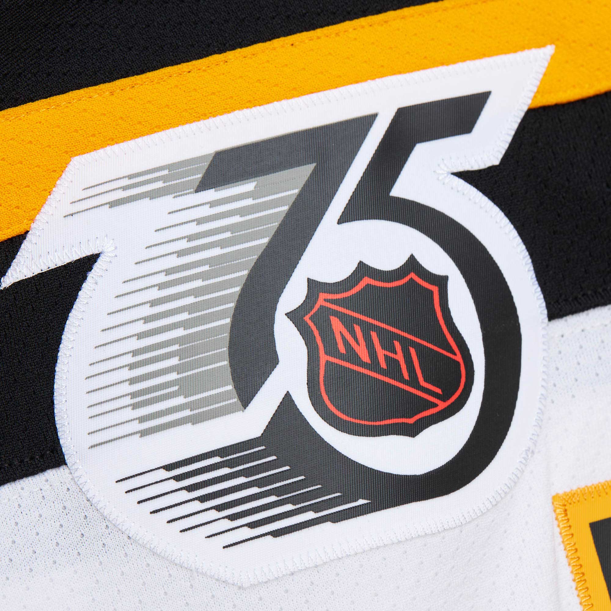 Cam Neely Boston Bruins Mitchell & Ness  1991/92 Alternate Captain Blue Line  Jersey – White