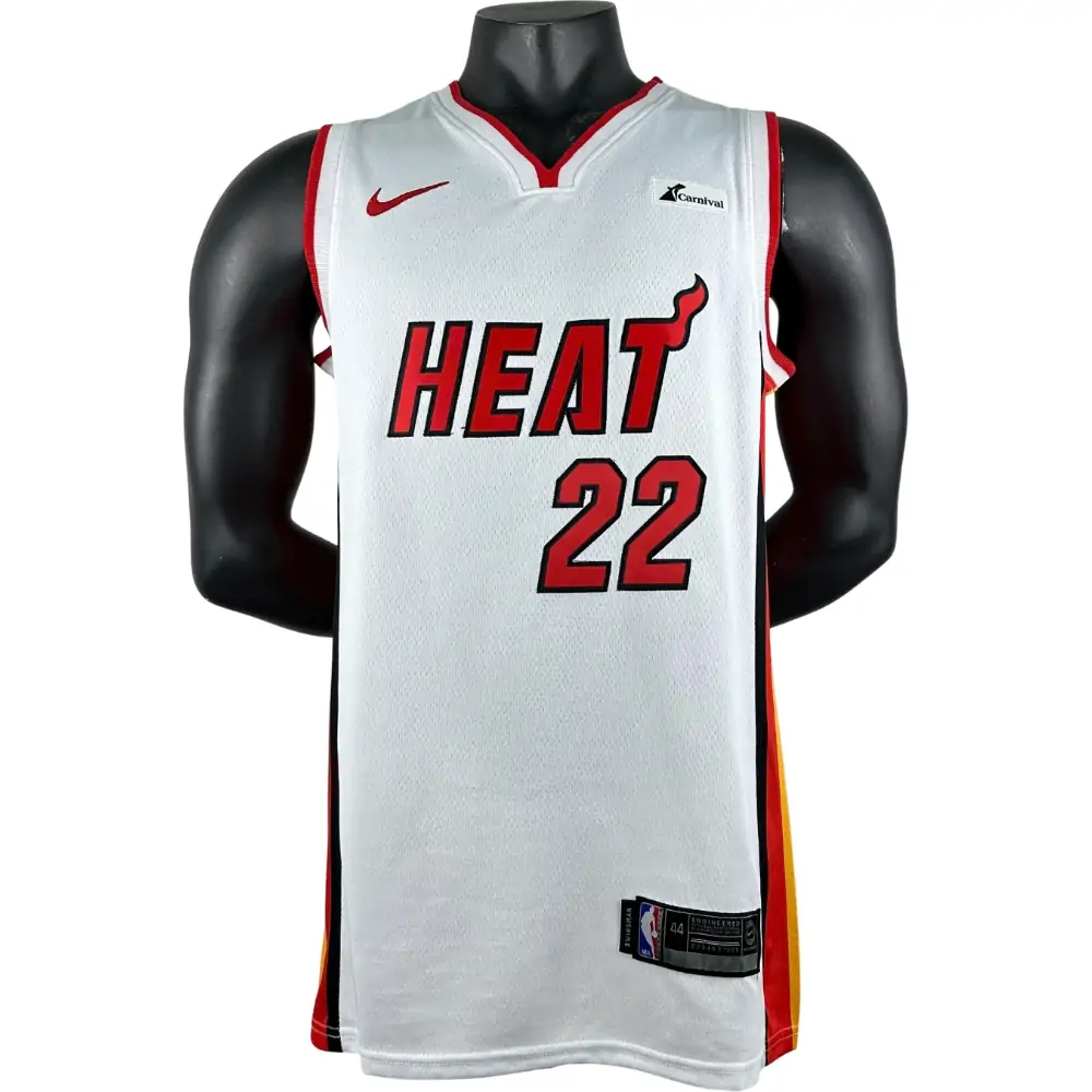 Embroidered Heat V-neck white No. 22 Butler