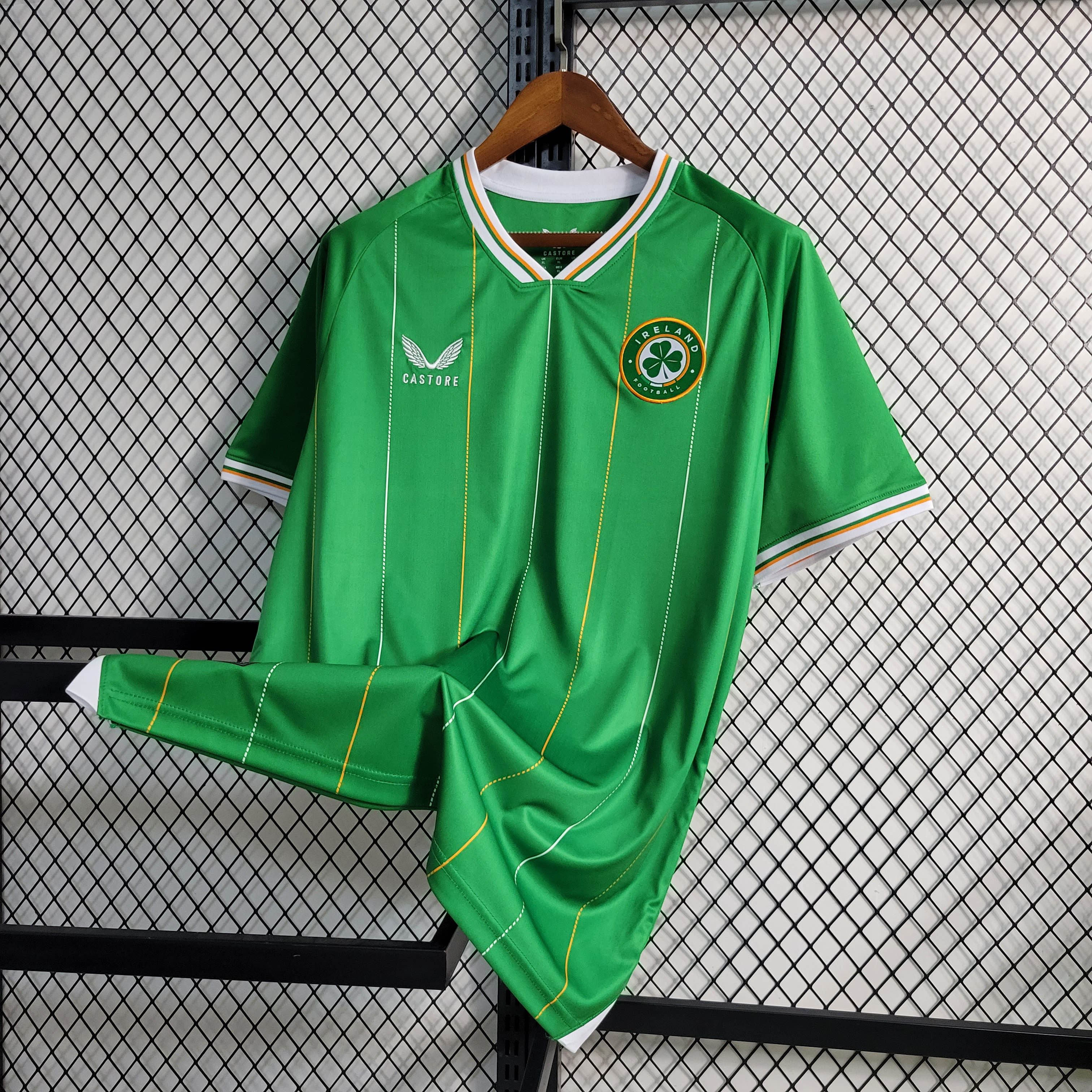 2023/24 Ireland Home Football Shirt - Fans Edition