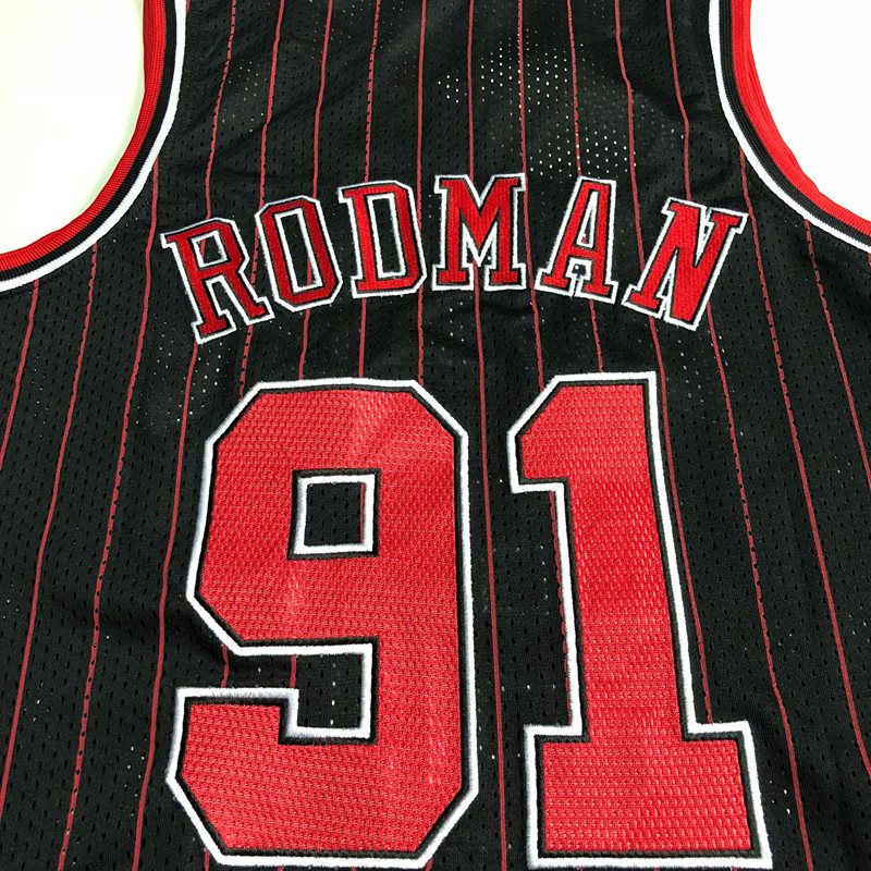 Bulls 91#AU dense embroidery 96-97 black and red stripes