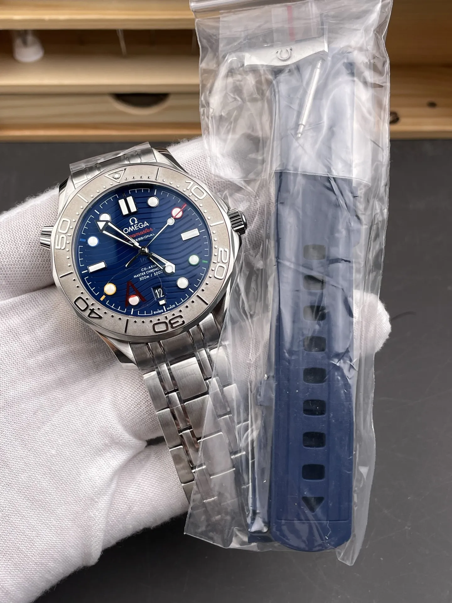 Omega Seamaster 300 Dual Strap 42mm