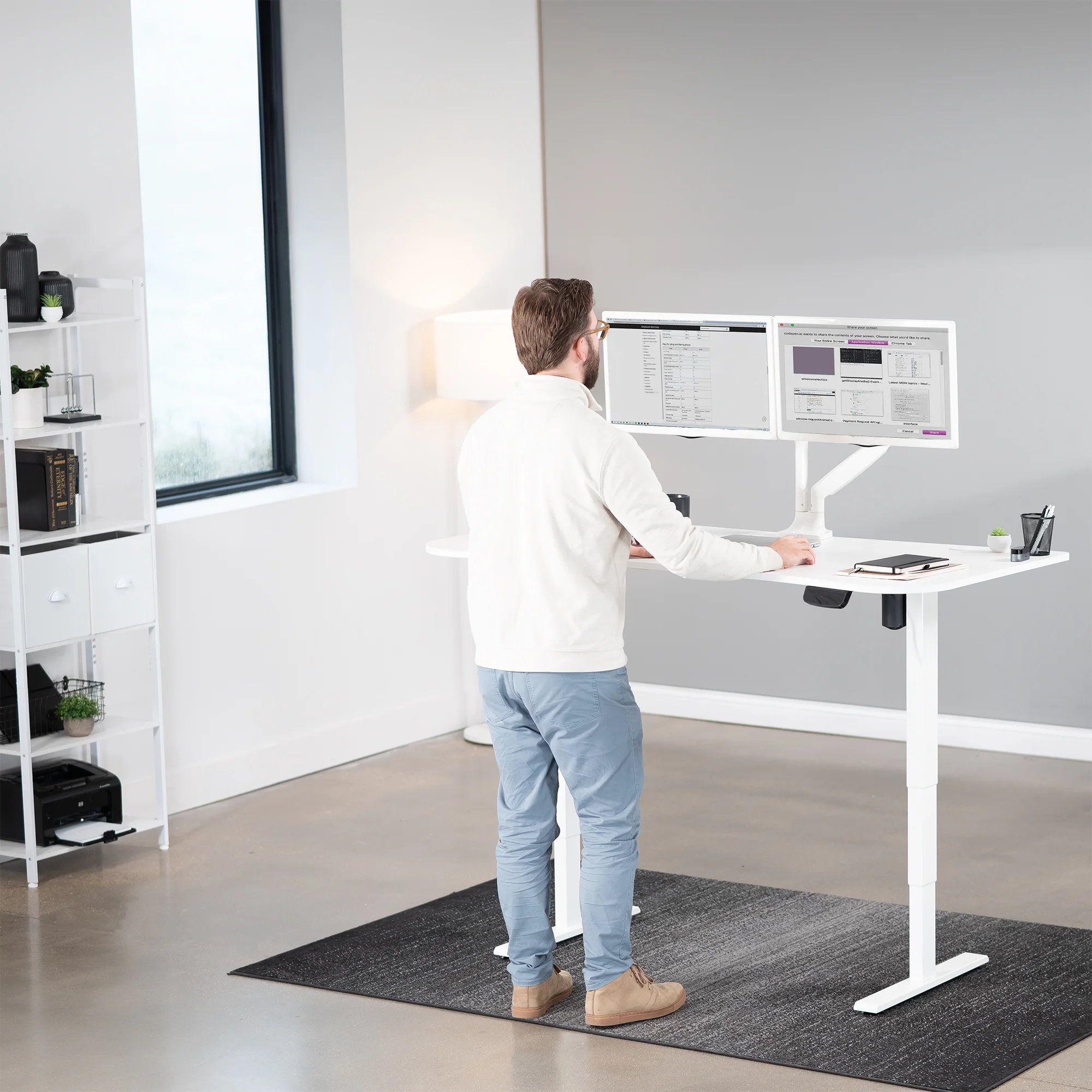 VIVO Reclaimed Wood / Black 63�?x 32�?Electric Height Adjustable Stand Up Desk