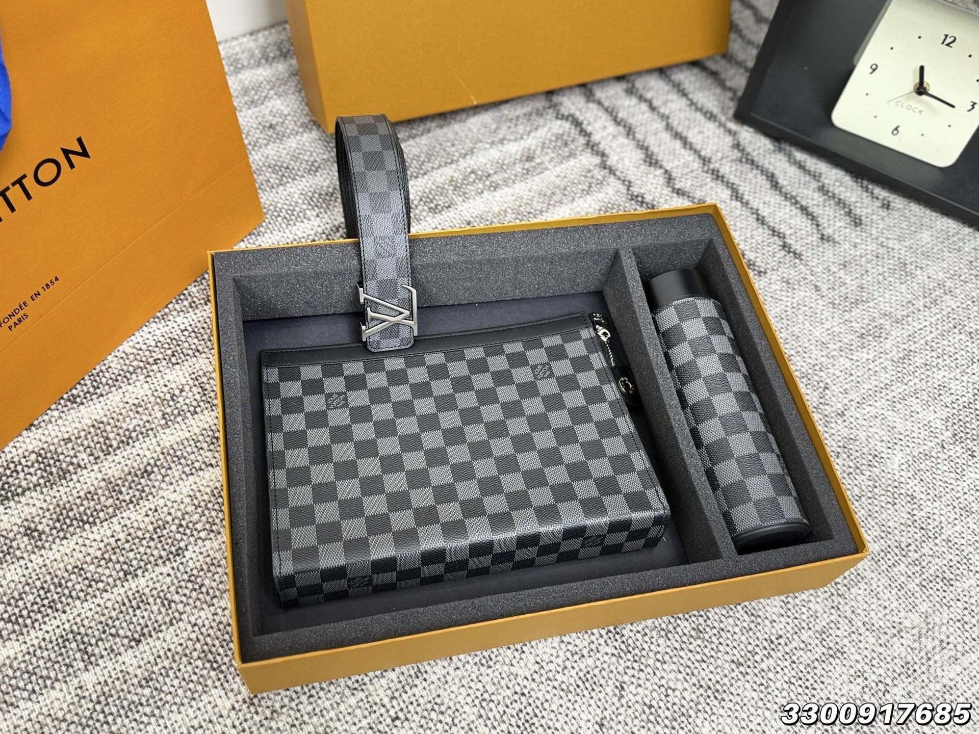 LV Belt + Handbag 2-Piece Set Damier Black (No water bottle)