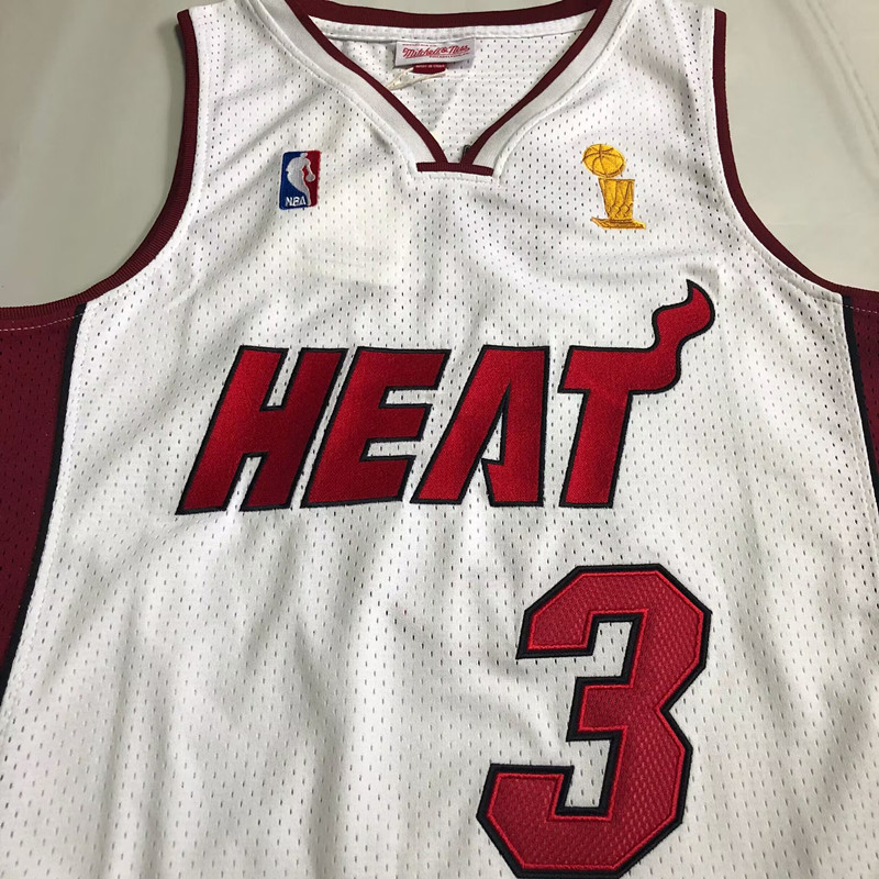 Dwayne Wade Miami Heat White 3 MN