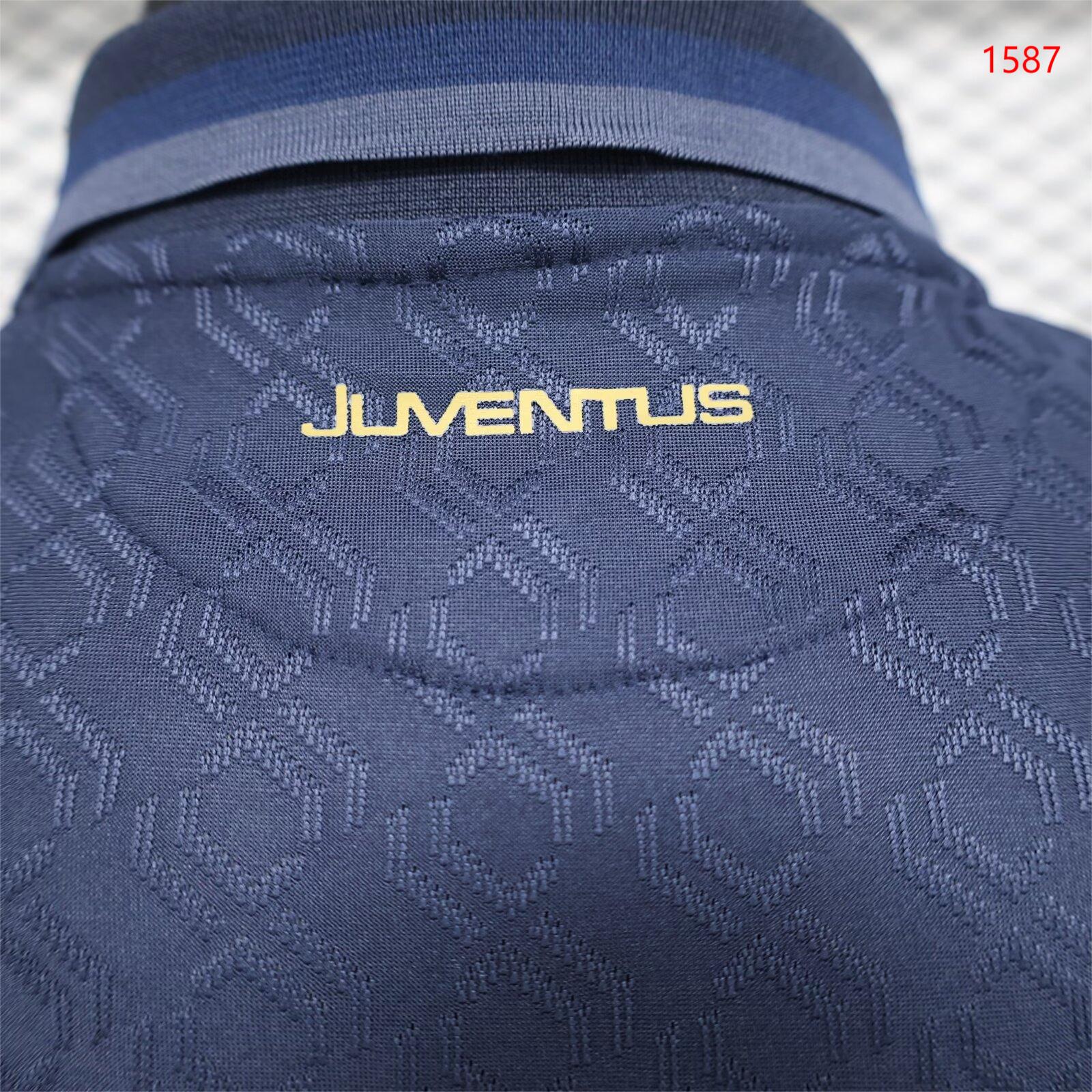 2024/25 Juventus Second Away Shirt - Player Edition