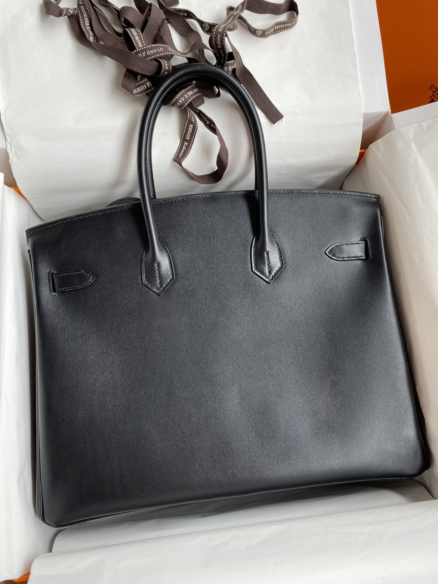 Hand-stitched Birkin 35 cm Imported Black Box Buckle