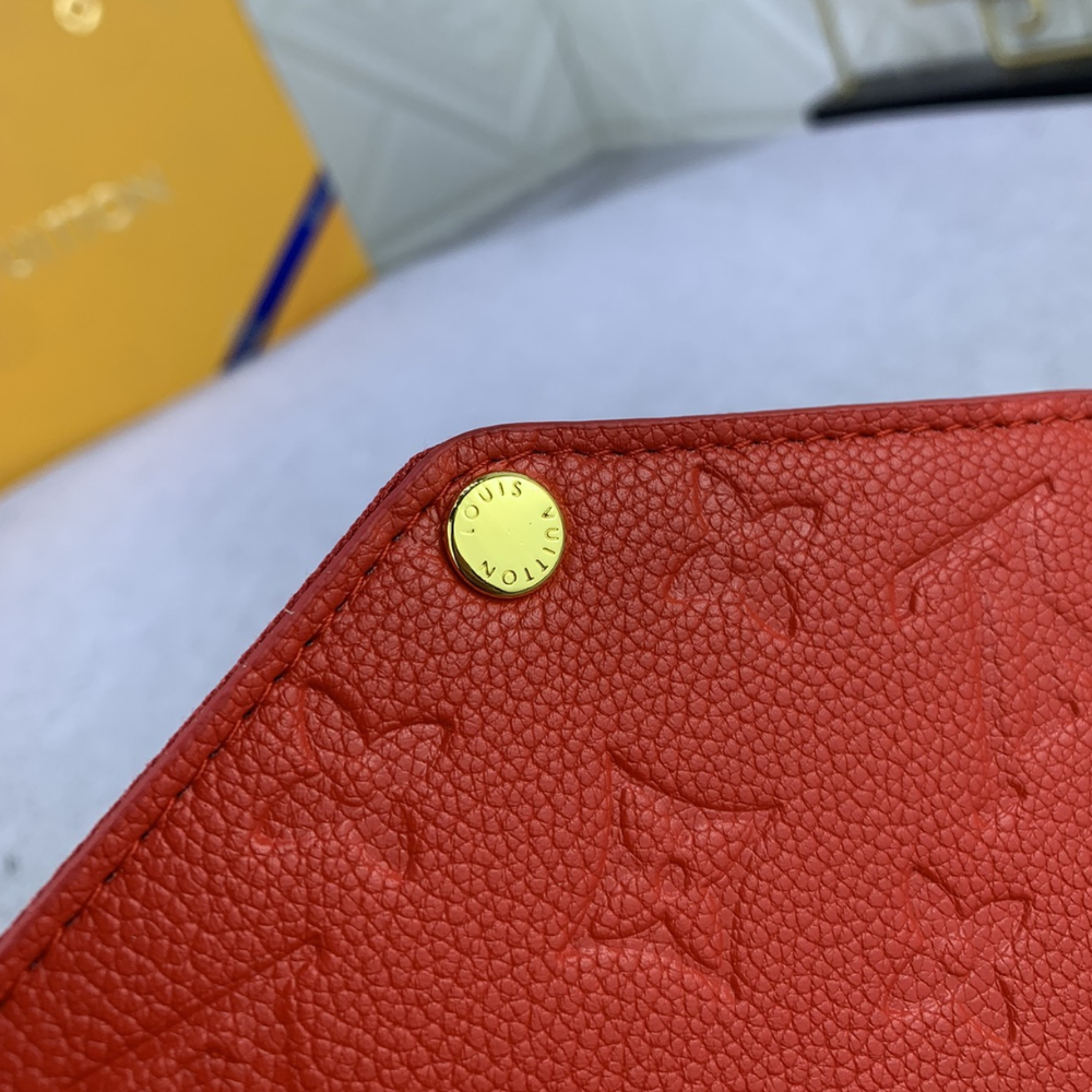 Louis Vuitton Pochette Félicie Monogram Empreinte  Rouge Louis 8.3 Inches M25793