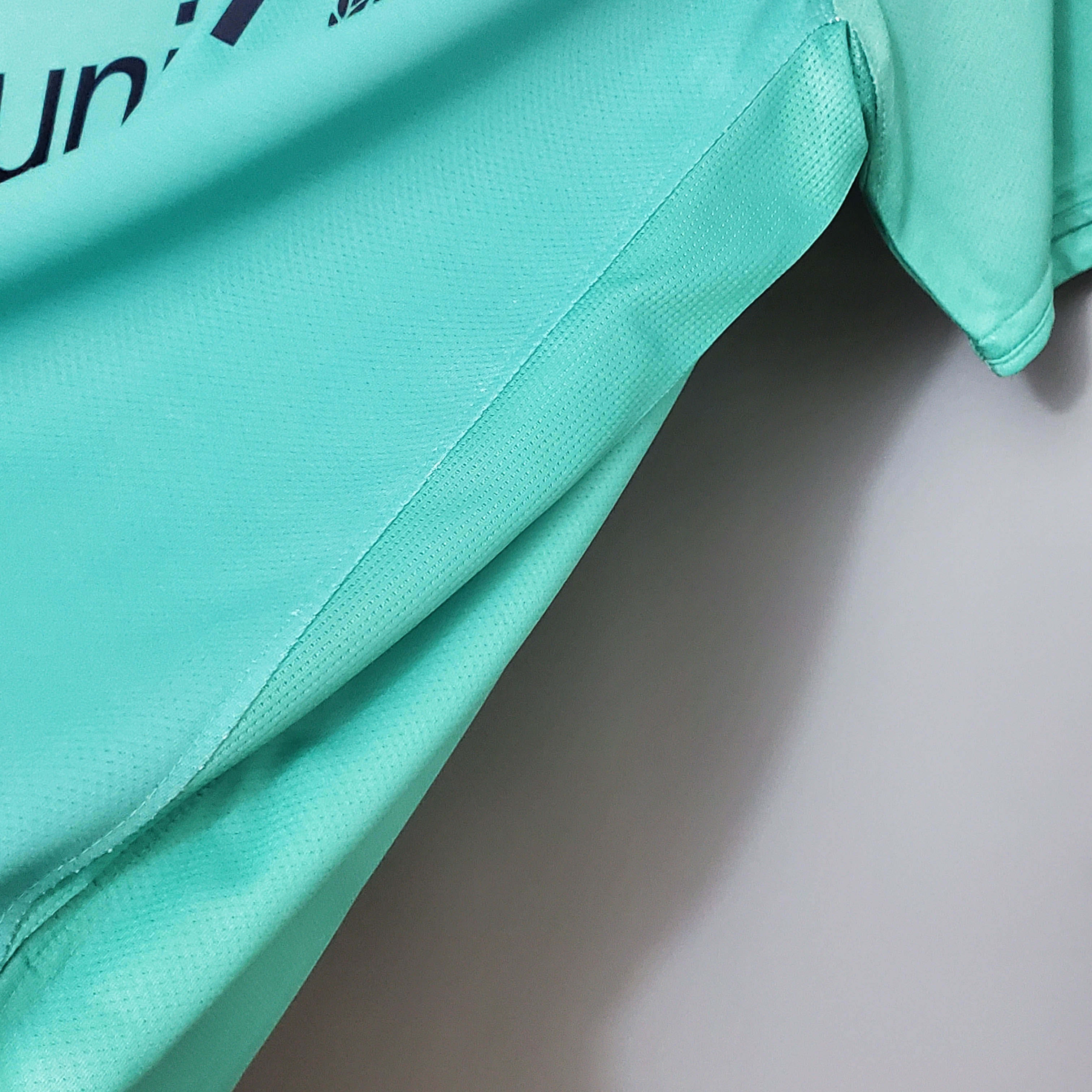 2010/2011 Retro Barcelona Away Football Shirt 1:1 Thai Quality - Fans Edition