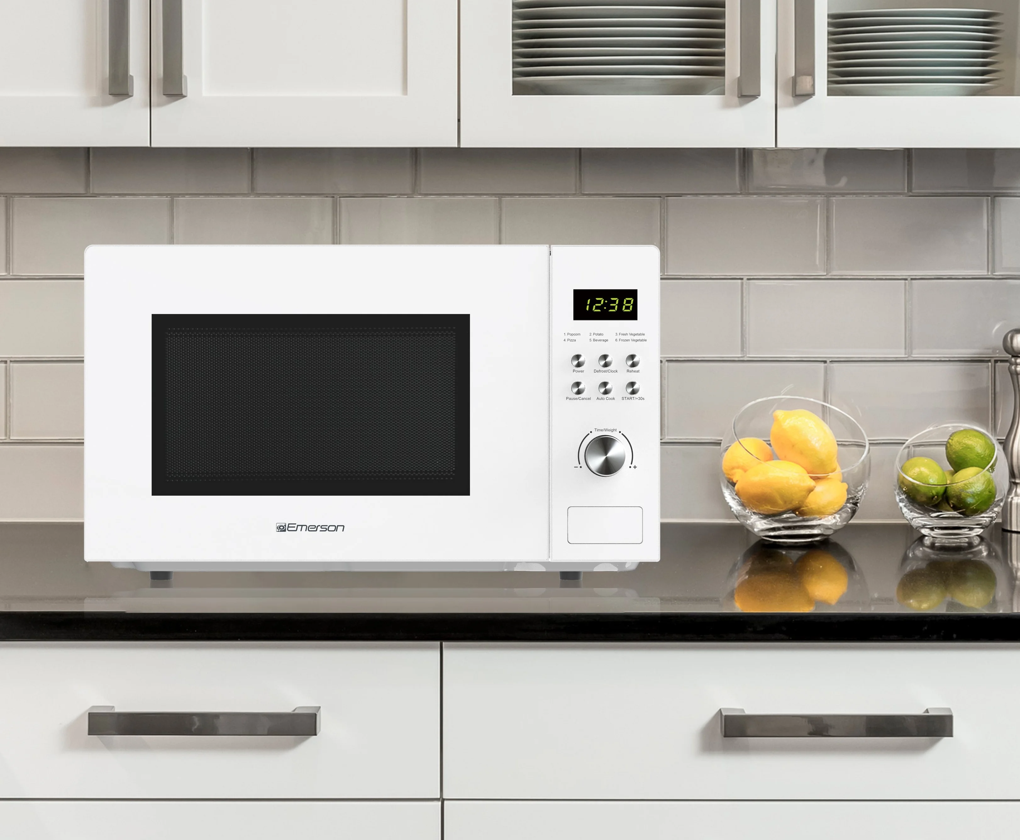 Emerson 1.1 Cu Ft, 1000W White Countertop Microwave Oven, MW1101W