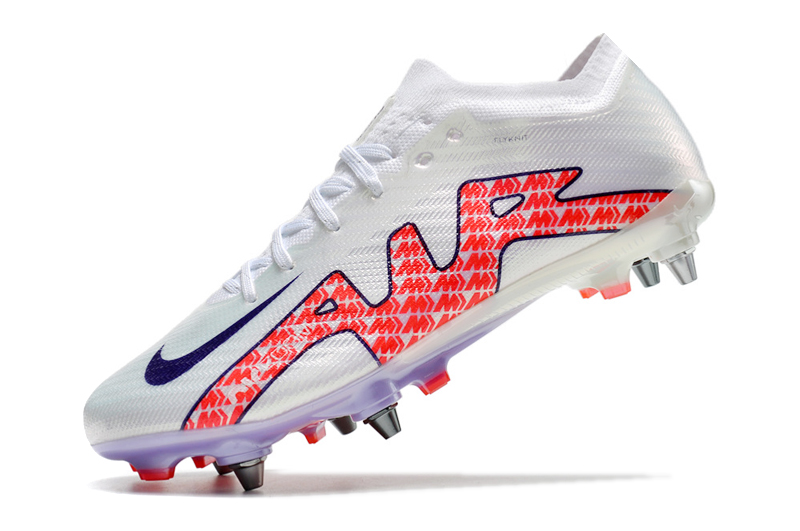 SG nail Assassin 15th generation low-top waterproof knitted SG football shoes