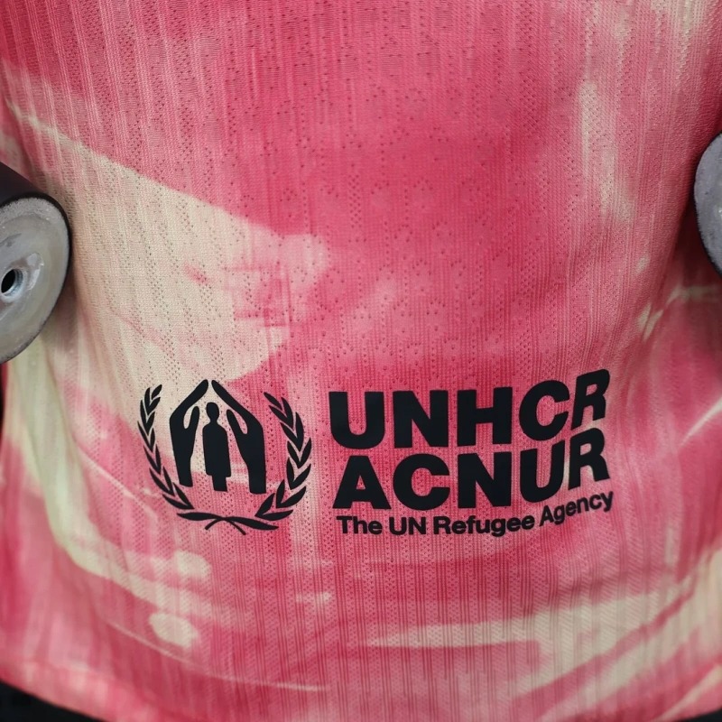 2024/2025 Player Version Barcelona Special Edition Pink Football Shirt 1:1 Thai Quality