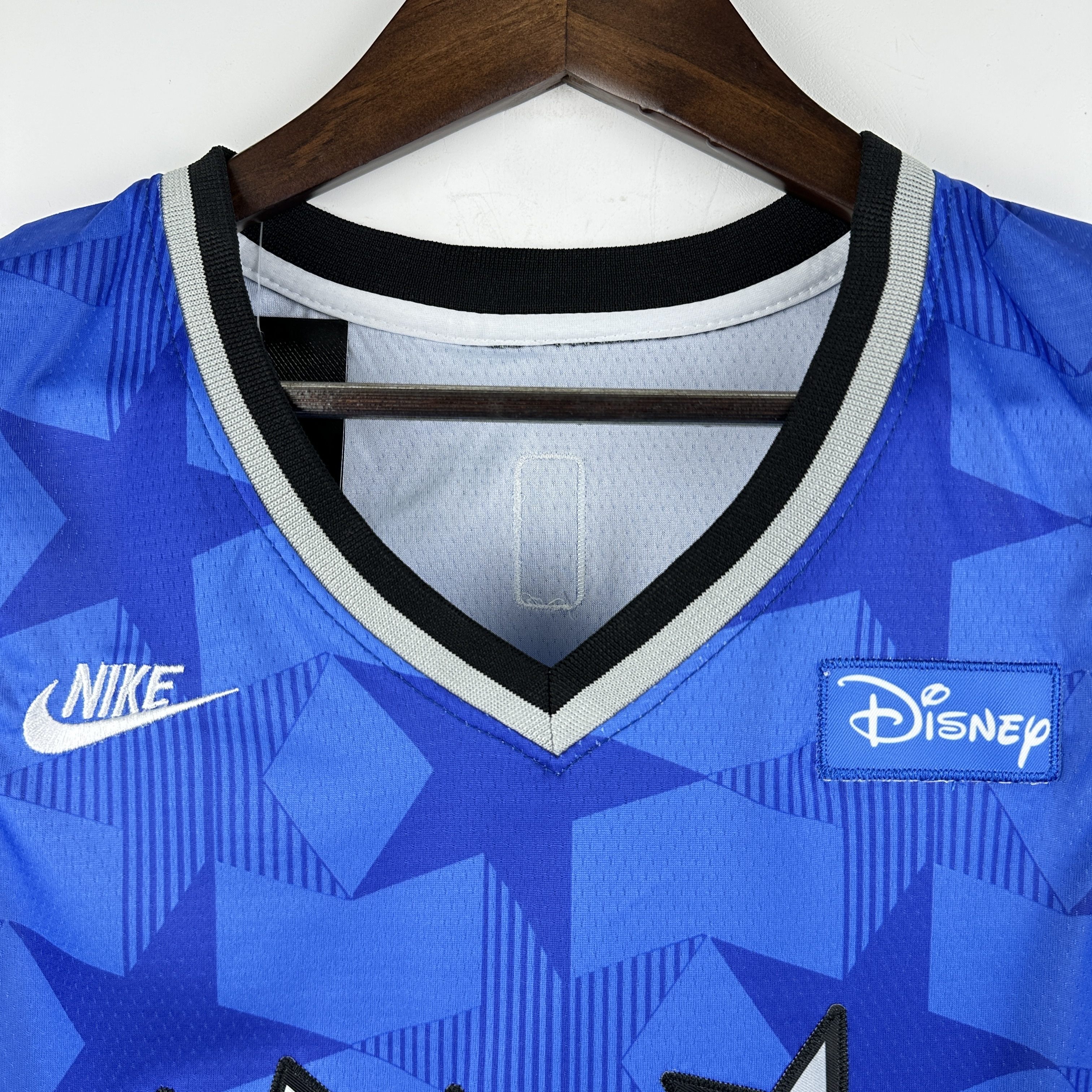 Embroidery 24 season Magic retro No. 5 Banchero