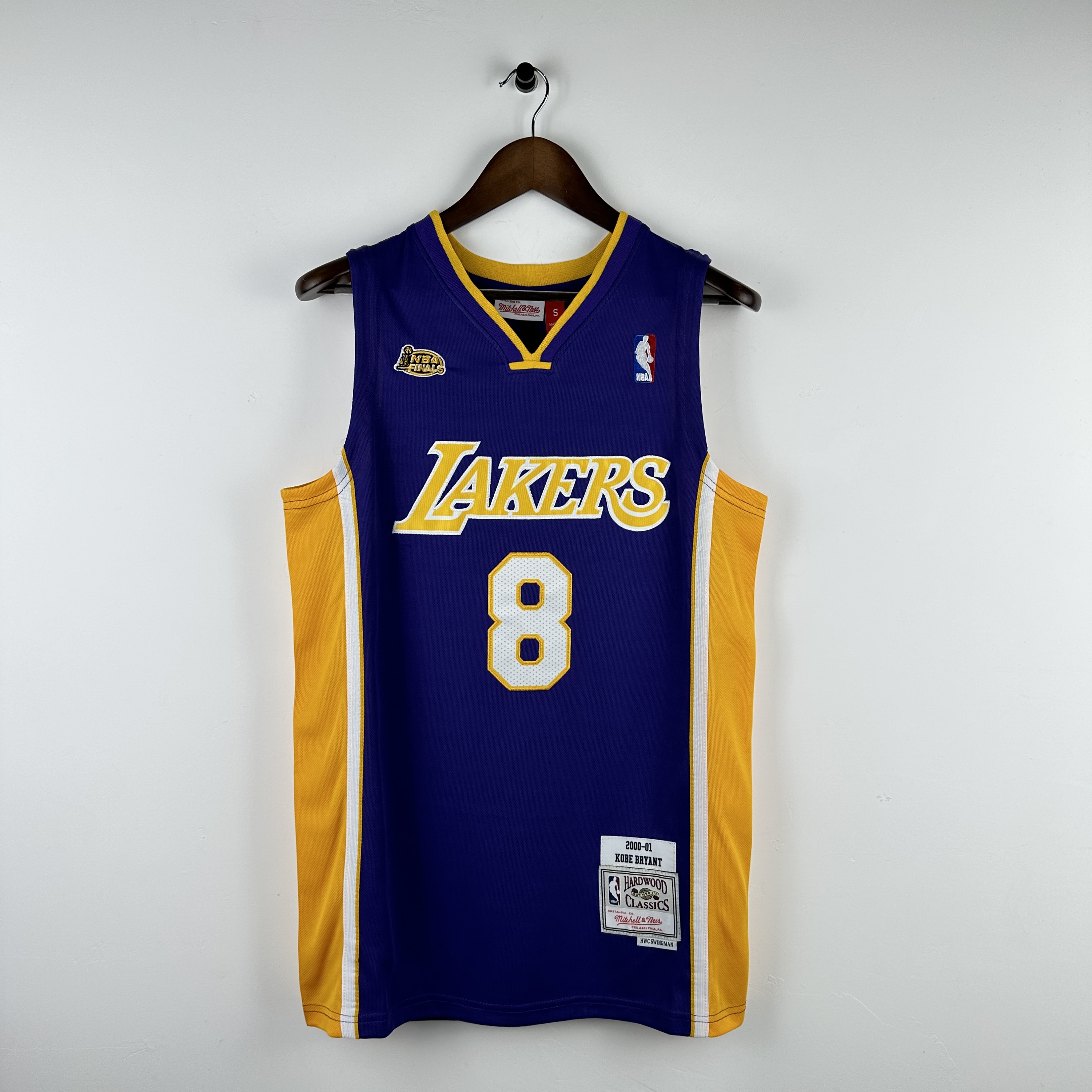 Embroidered MN Retro Jersey Lakers 00/01 Season V-neck Purple No. 8 Kobe