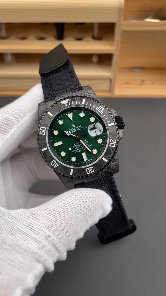 Rolex Submariner Green 40mm