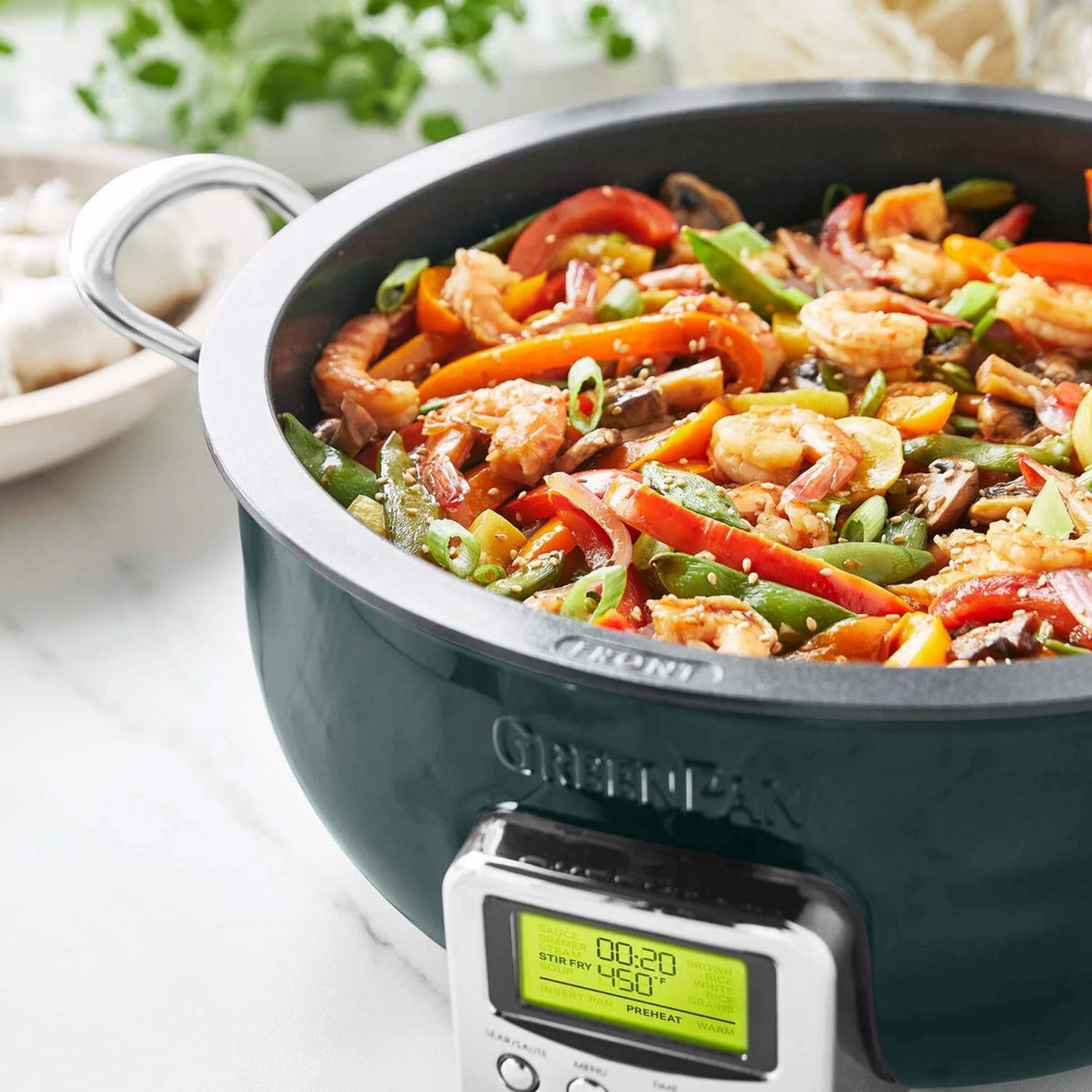 GreenPan Elite 6-Quart Essential Smart Skillet | Black
