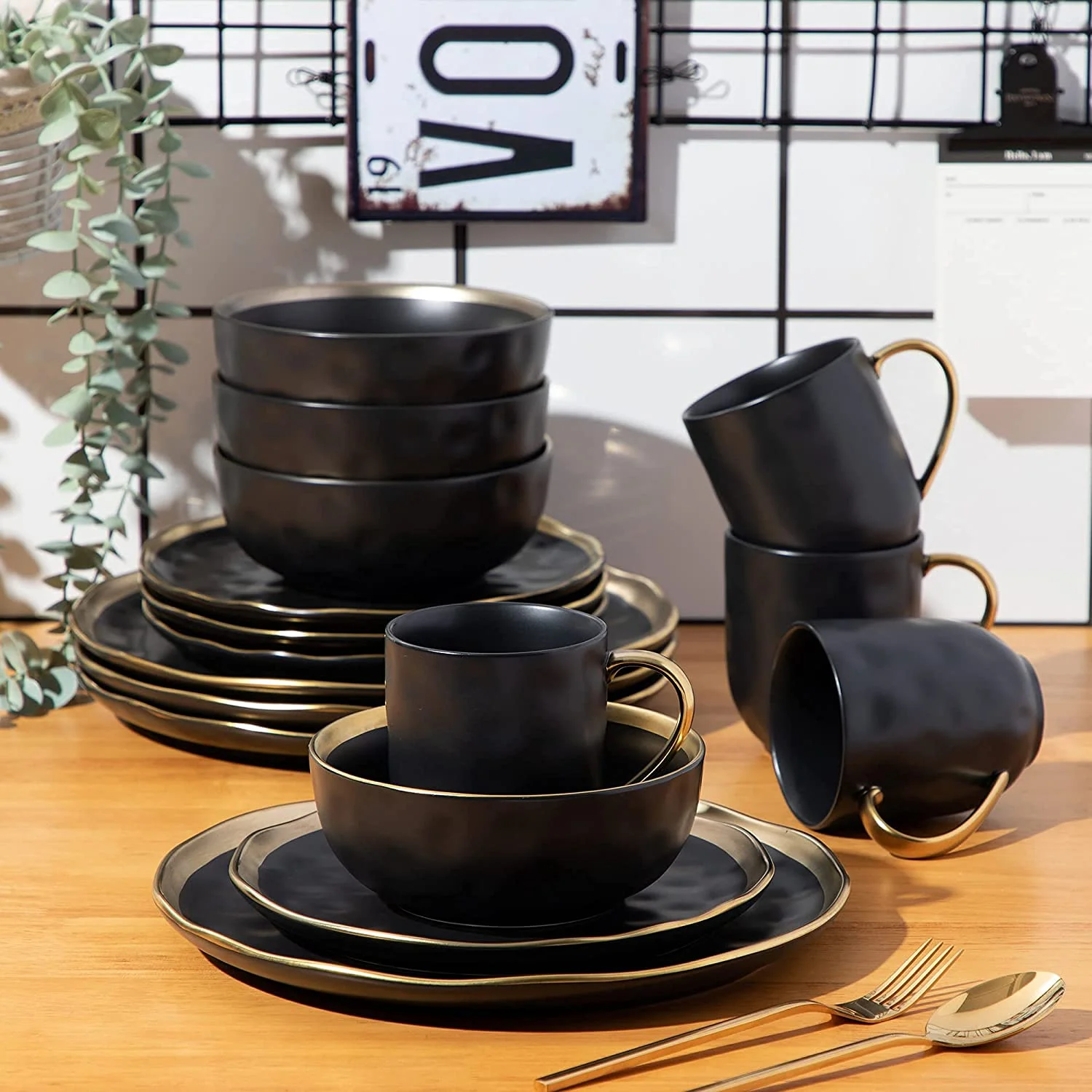 LOVECASA, 16-Piece Stoneware Dinnerware Sets, Dark Green and Gold Dinner Set, for 4 People