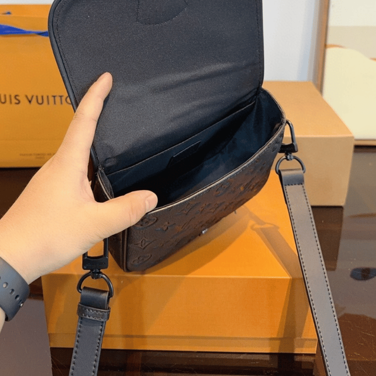 Louis Vuitton Saddle Messenger Bag Monogram Empreinte Black 8 Inches
