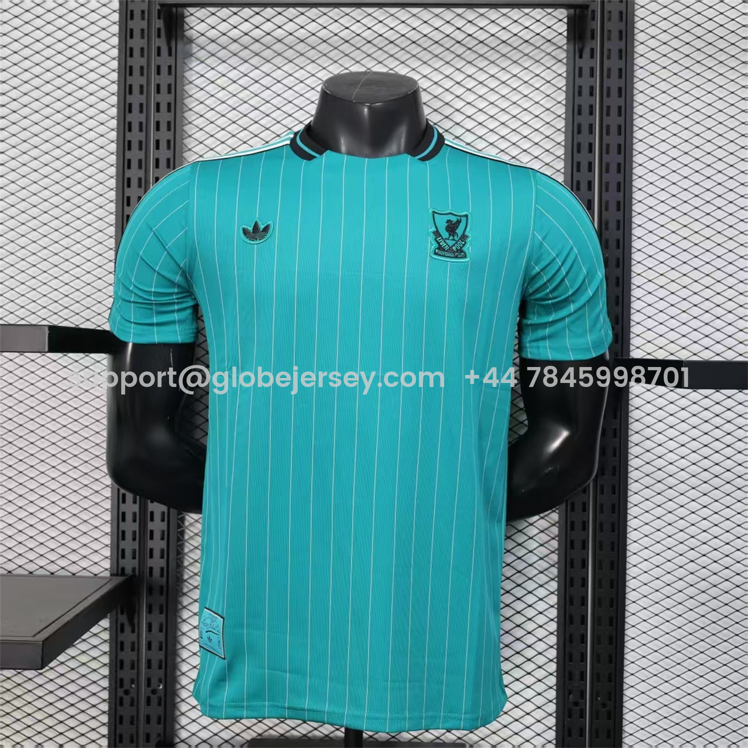 Liver.pool 25-26 Icon Range Travel Special Edition Cyan Jersey - Player Version