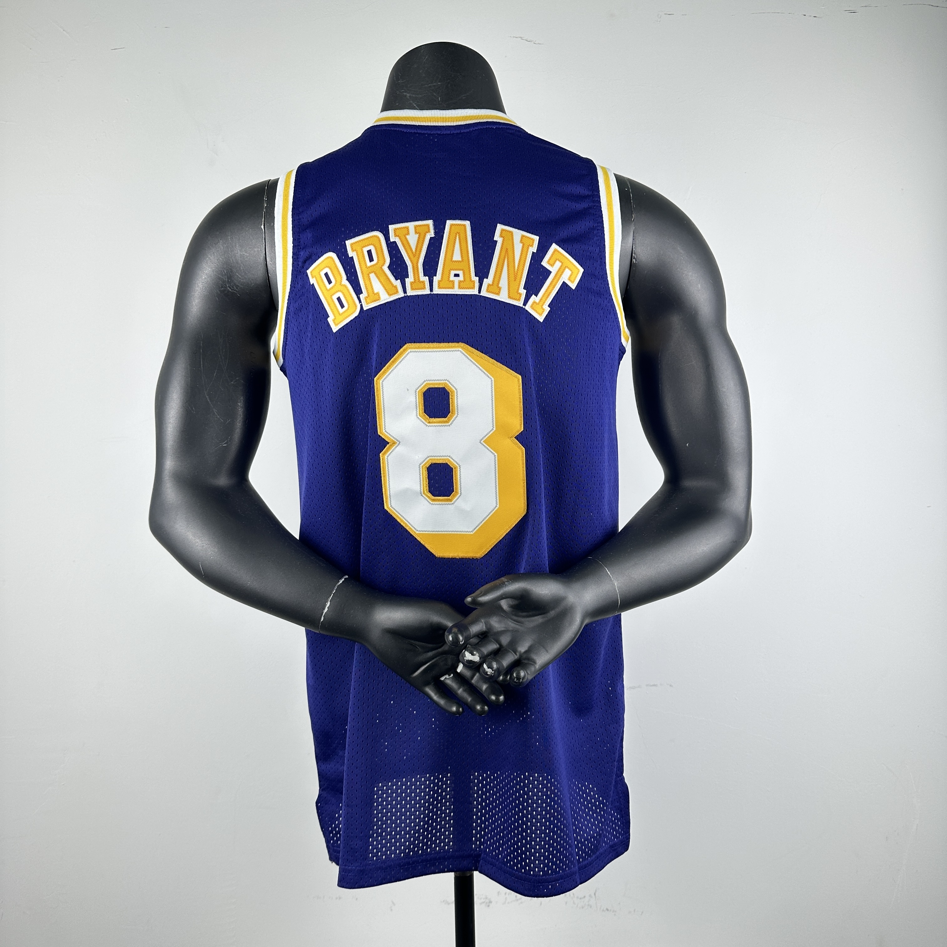 Embroidered MN Retro Jersey Lakers 96/97 Season Crew Neck Purple No. 8 Kobe