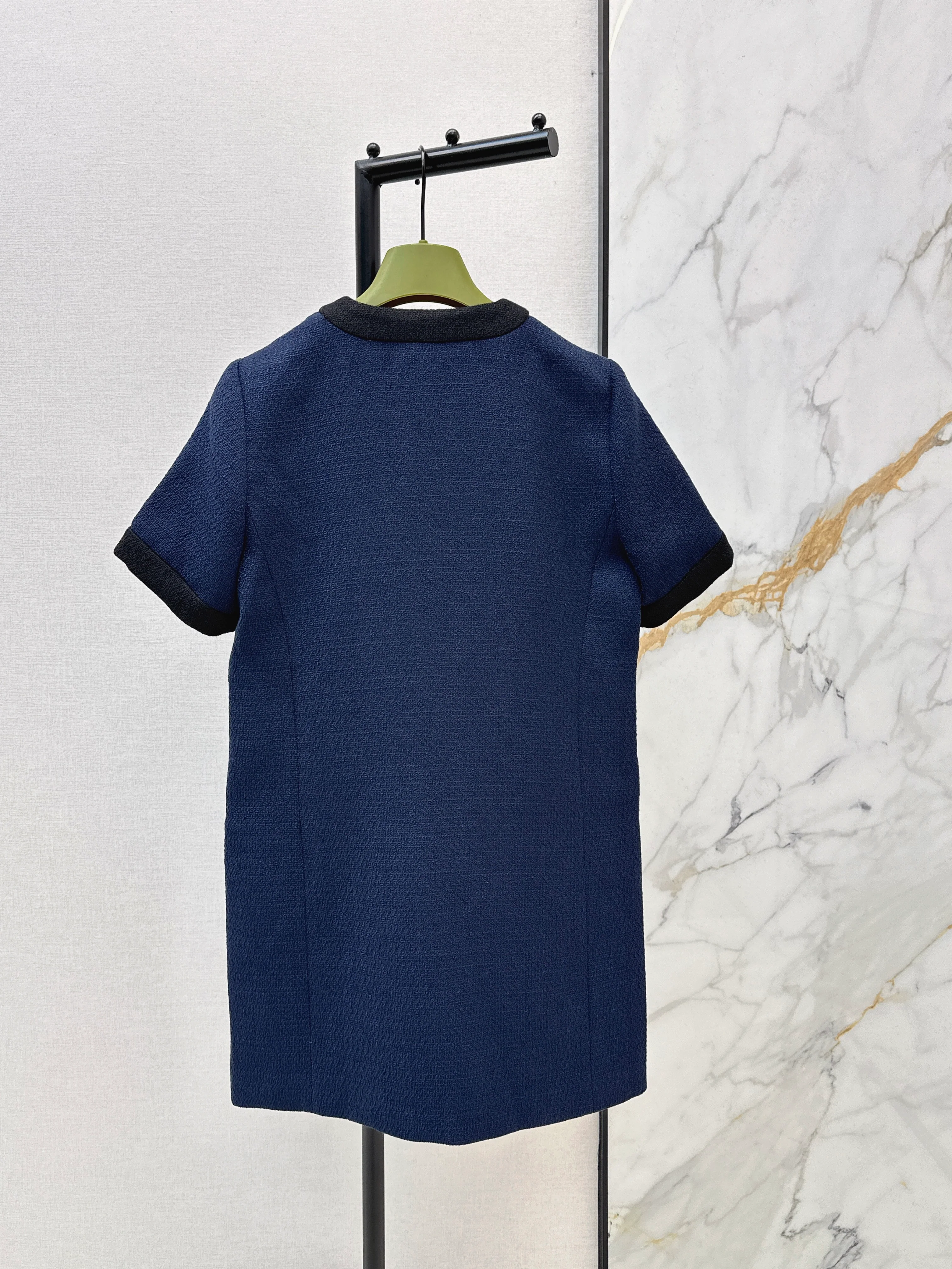 26NEW Color-blocked Trim Round Neck Woven Dress