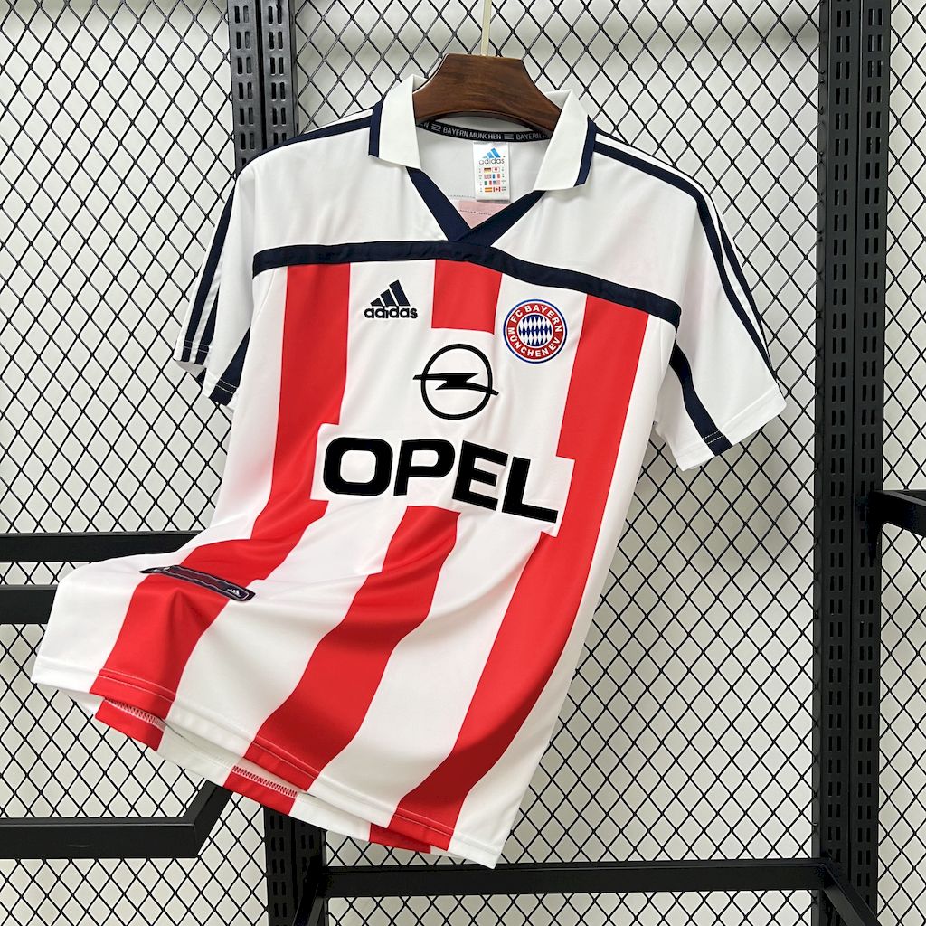 Retro Bayern Munich 2000-01 Away Jersey