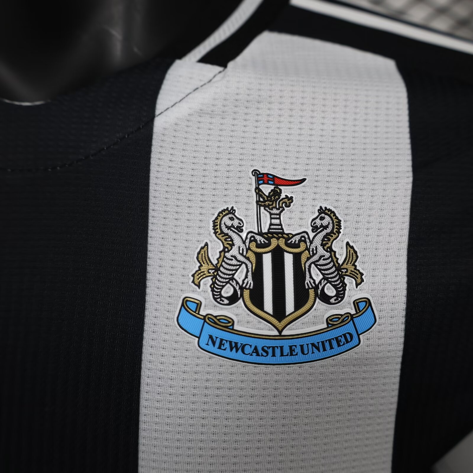 2024/25 Newcastle United Home Player Jersey 1:1 Thailand Quality