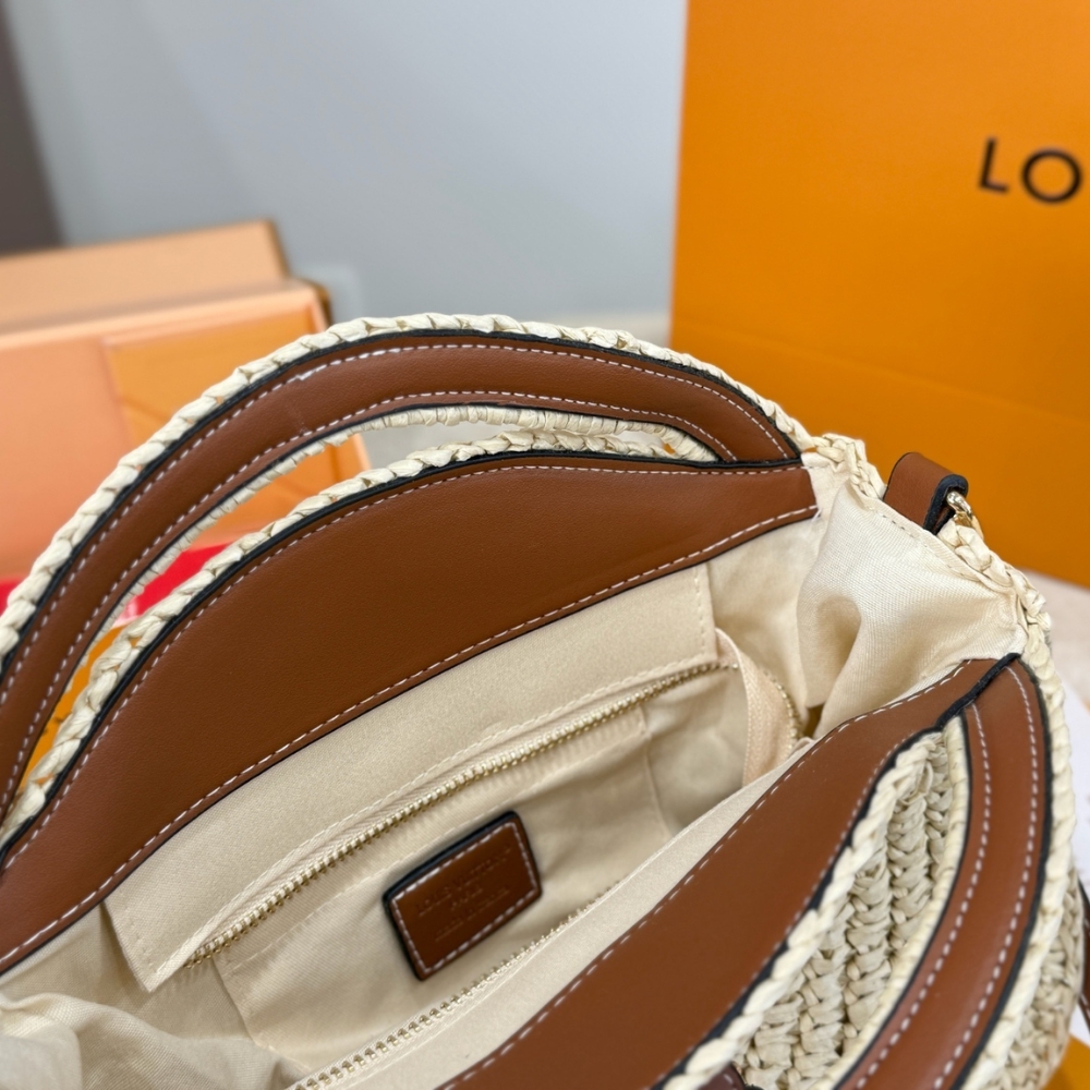 Louis Vuitton Around Me Shoulder Bag Raffia White 11 Inches M25243