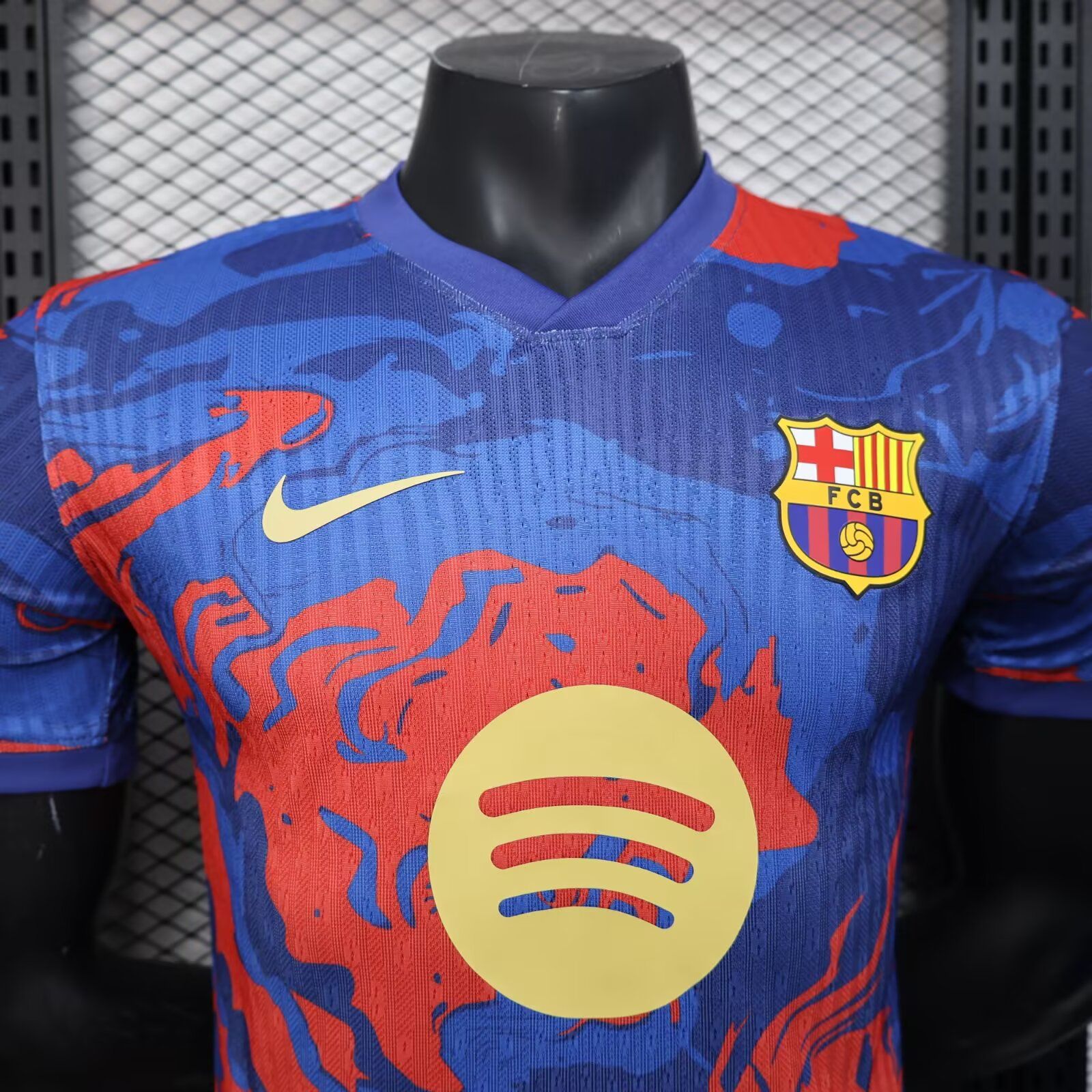 2025/2026 Player Version Barcelona Special Edition Red Blue Football Shirt 1:1 Thai Quality