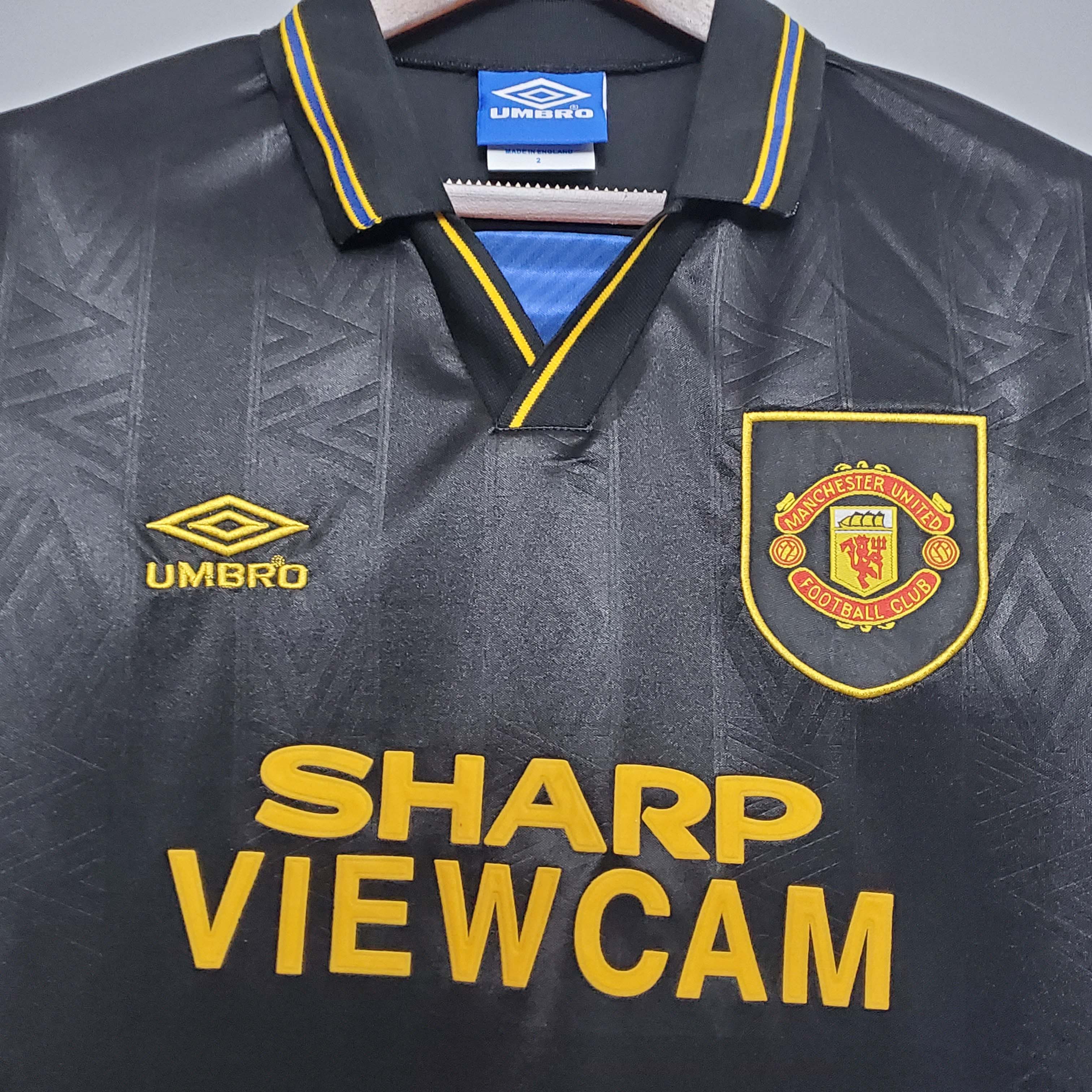 1993/94 Manchester United Away Retro Shirt - Fans Edition