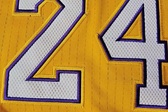 Los Angeles Lakers Kobe Bryant Yellow 24 MN